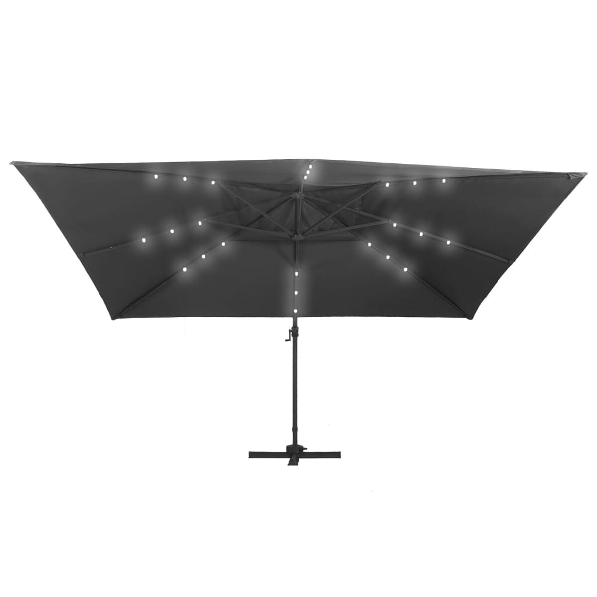 Ombrellone nero con luci bianche.
