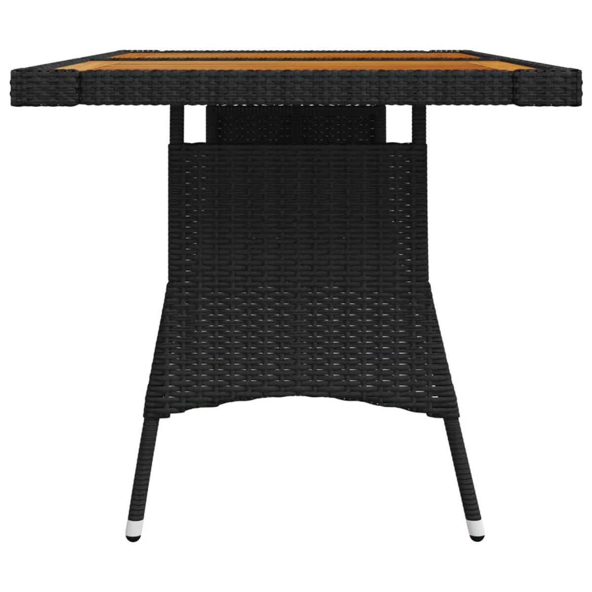 Schwarzer Outdoor-Tisch aus Korbgeflecht mit Holzplatte.