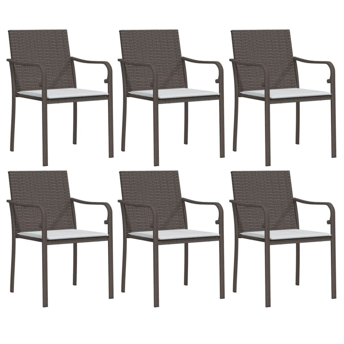 Sechs braune Rattan-Stühle mit weißen Kissen. Metallrahmen. In einer Reihe angeordnet.