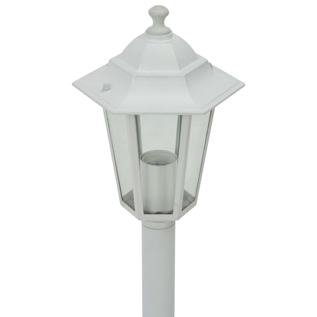 Eine weiße Außenlampe mit sechseckigem Oberteil und zylindrischem Sockel.