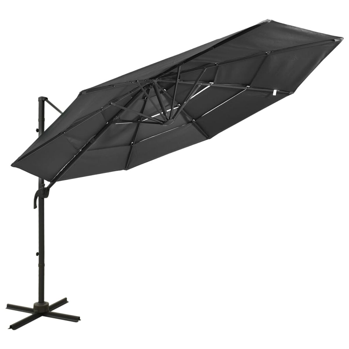 Schwarzer Offset-Regenschirm mit schwarzem Ständer. Weißer Hintergrund.