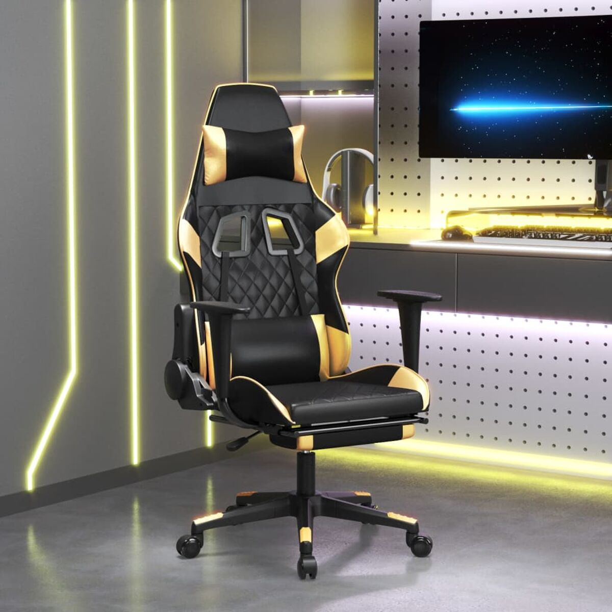 Ein schwarz-goldener Gaming-Stuhl in einem Raum mit Neonlicht und einem Bildschirm.