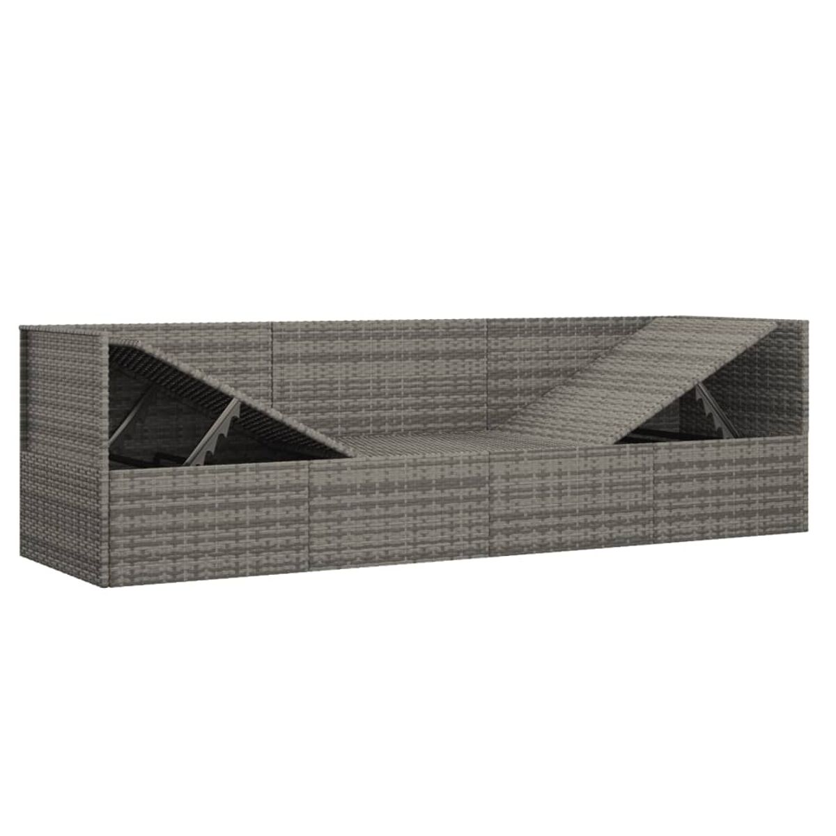 Graue Outdoor-Aufbewahrungsbank im gewebten Stil mit abgewinkelter Oberseite.