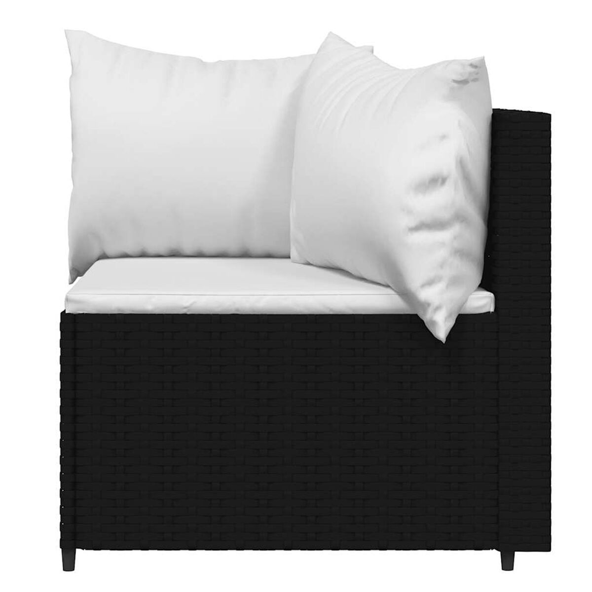 Schwarzes Ecksofa aus Korbgeflecht mit weißen Kissen. Es hat zwei Kissen rechts.