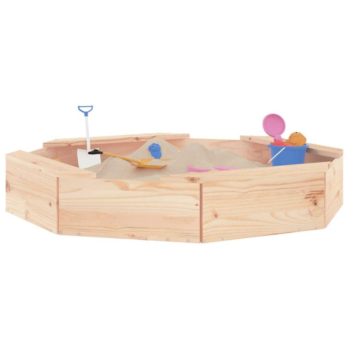 Una sabbiera in legno con giocattoli, riempita di sabbia.
