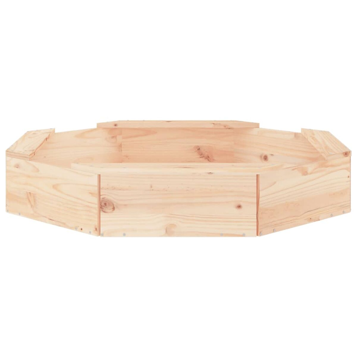 Recinto per sabbia esagonale in legno non rifinito. È fatto di legno chiaro e ha un design semplice.