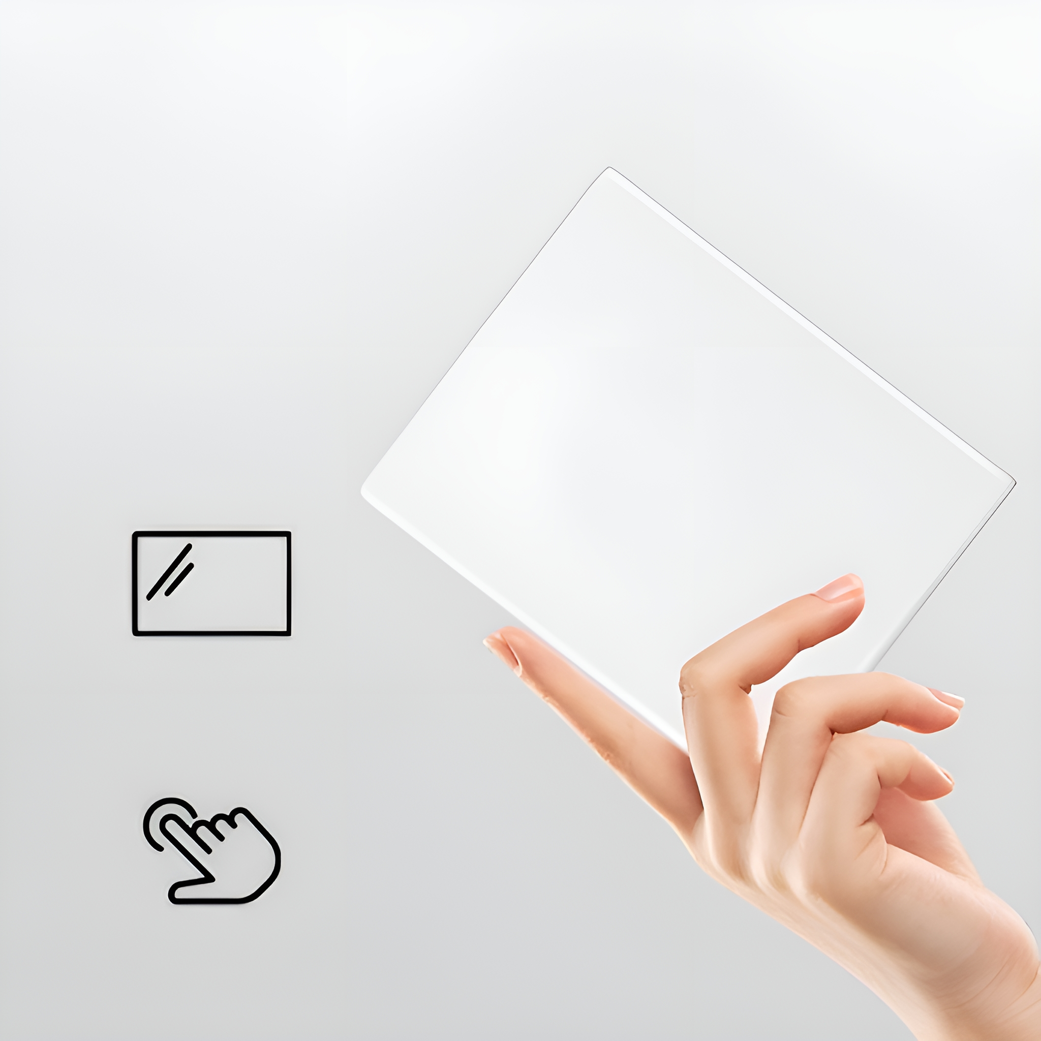 Eine Hand hält ein weißes Quadrat mit Touchscreen-Symbolen.