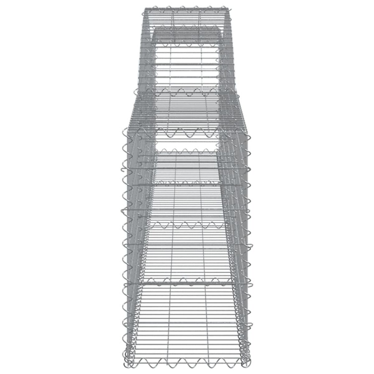 Ein hoher, rechteckiger Metall-Gabion. Aus dickem, verzinktem Draht. Blick von oben.