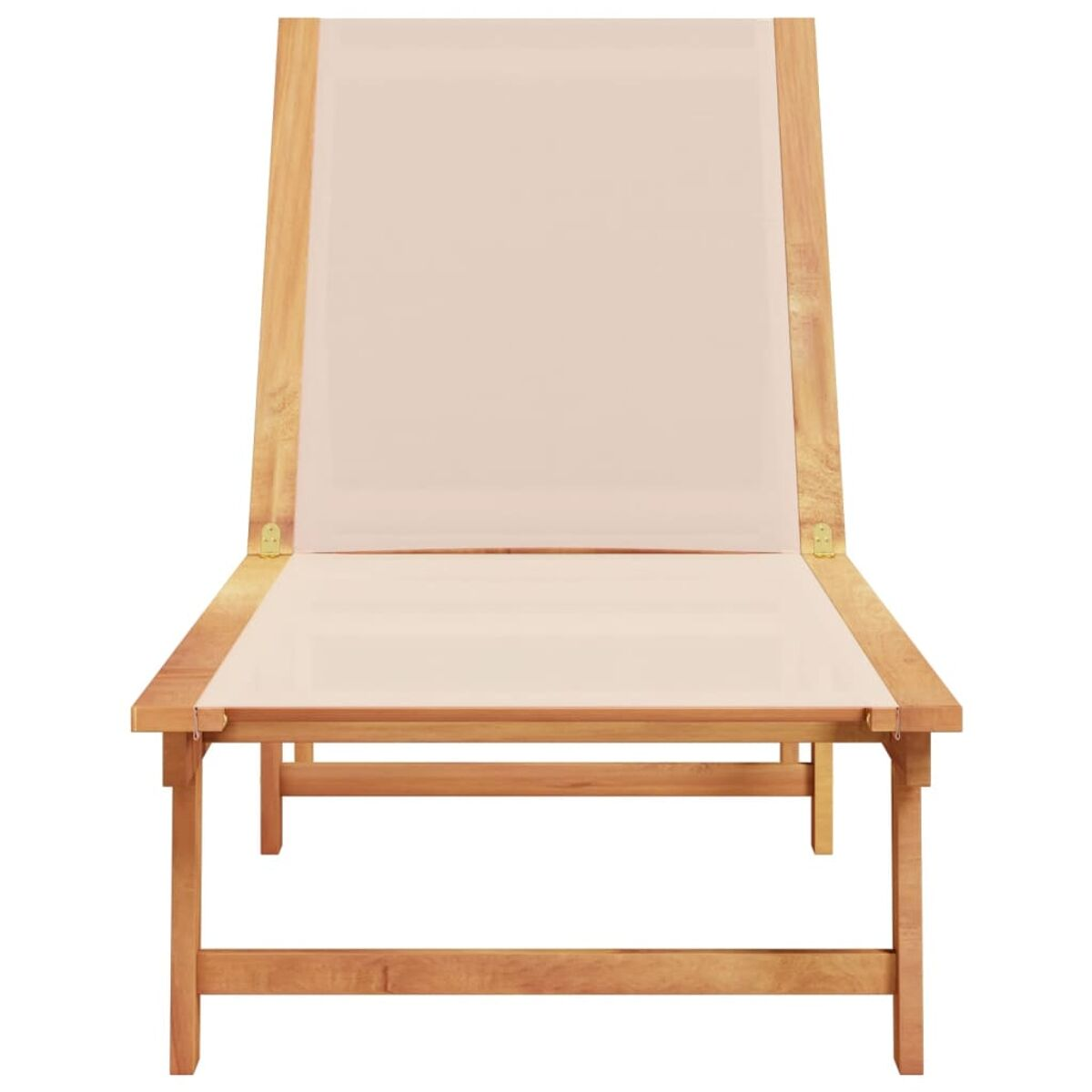 Sedia da spiaggia in legno con tessuto bianco, reclinata. Il telaio è marrone chiaro, su sfondo bianco.