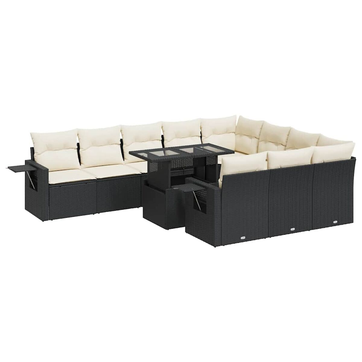 Un divano componibile nero da esterno con cuscini color crema e un tavolo. Tavolo con piano in vetro.