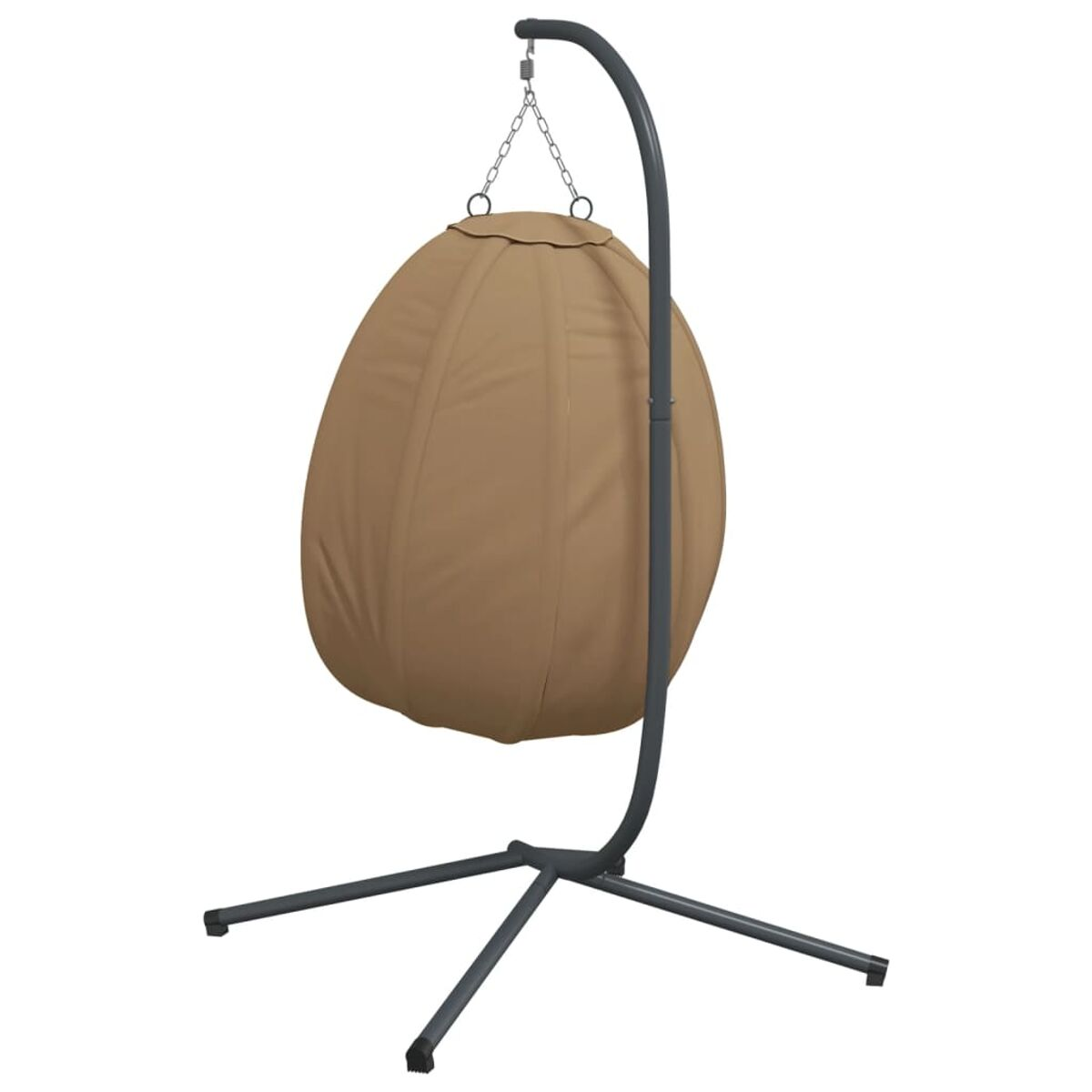 Ein hellbrauner Eiersessel, der an einem dunkelgrauen Metallrahmen vor weißem Hintergrund hängt.