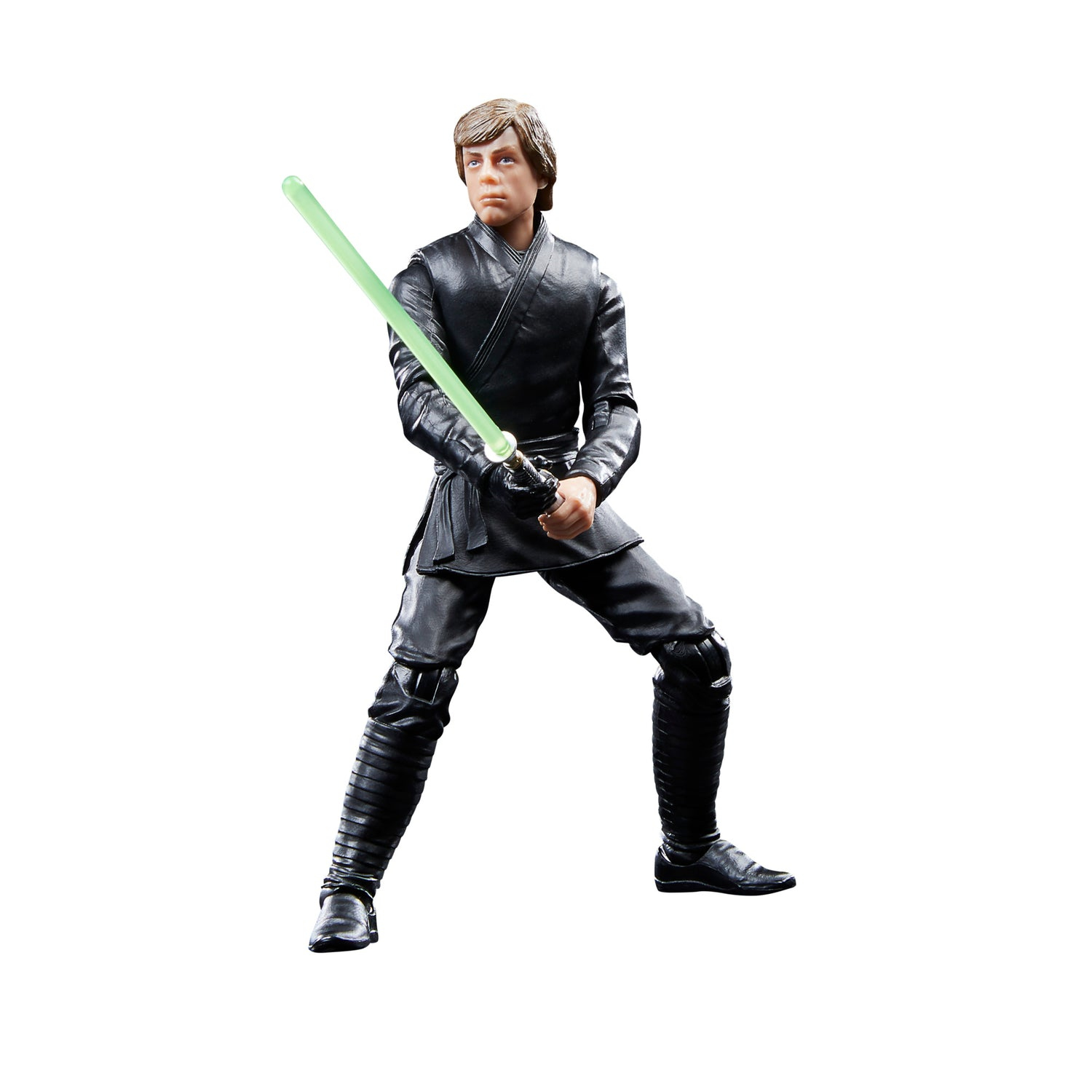 Figura de acción de Luke Skywalker con un sable de luz verde. Viste un traje negro. Fondo blanco.