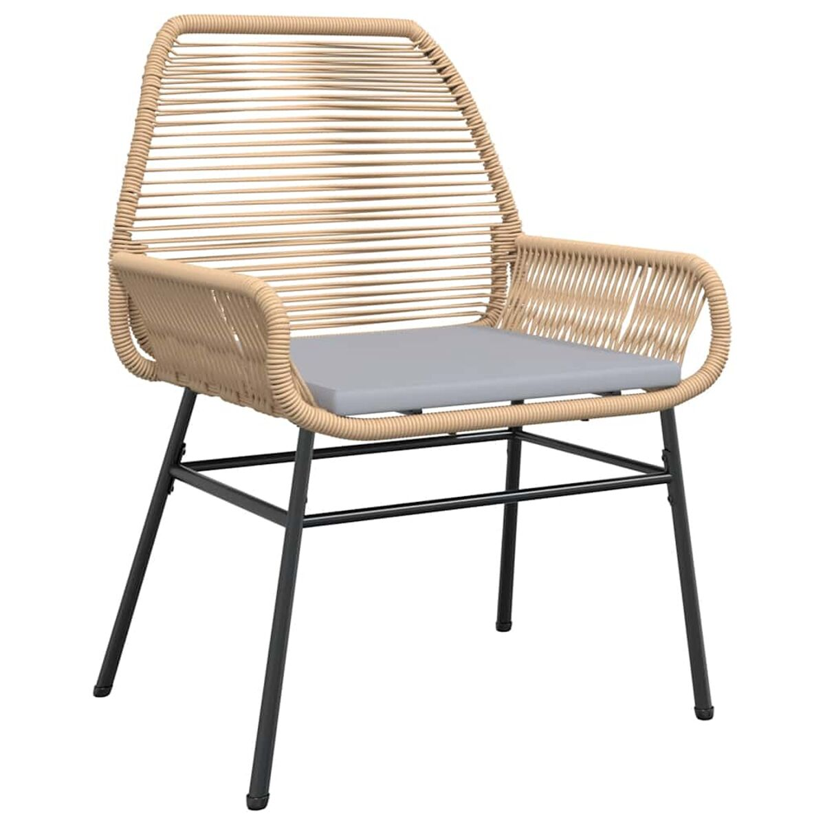 Sedia beige con schienale e braccioli intrecciati. Ha un cuscino grigio.