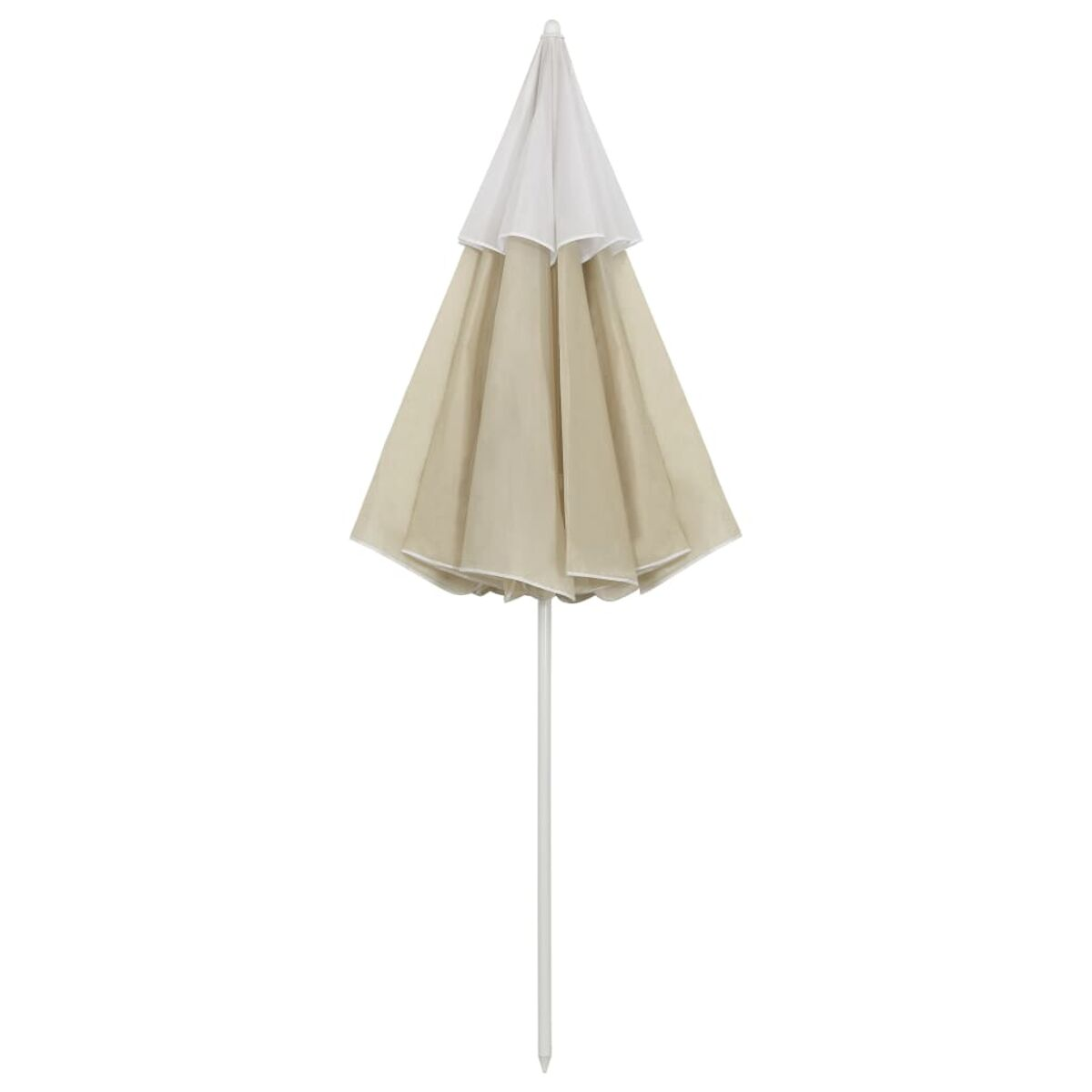 Un ombrellone esterno beige e bianco chiuso, su sfondo bianco.