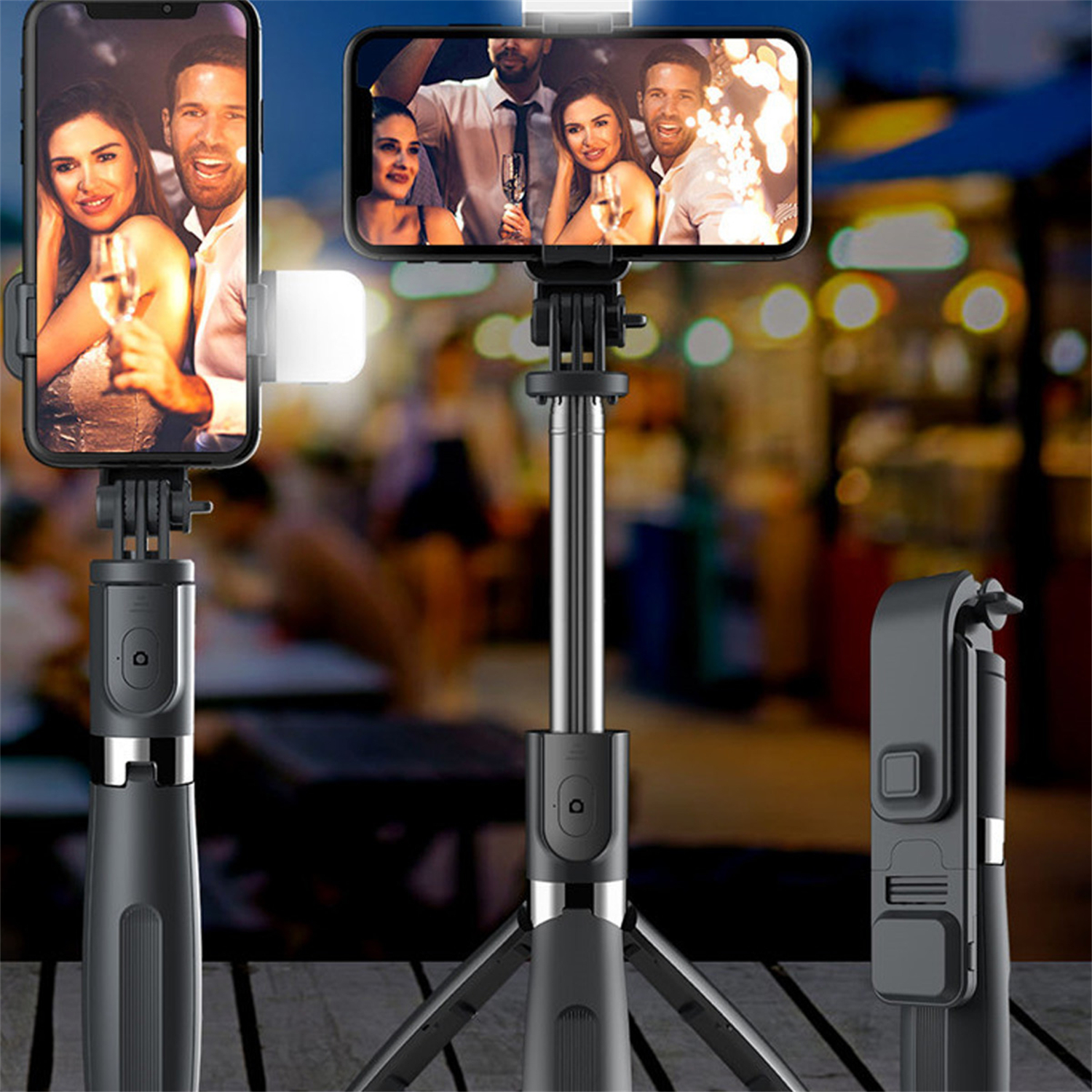 Ein Selfie-Stick mit zwei Telefonen. Menschen sind auf den Bildschirmen zu sehen, lächelnd.