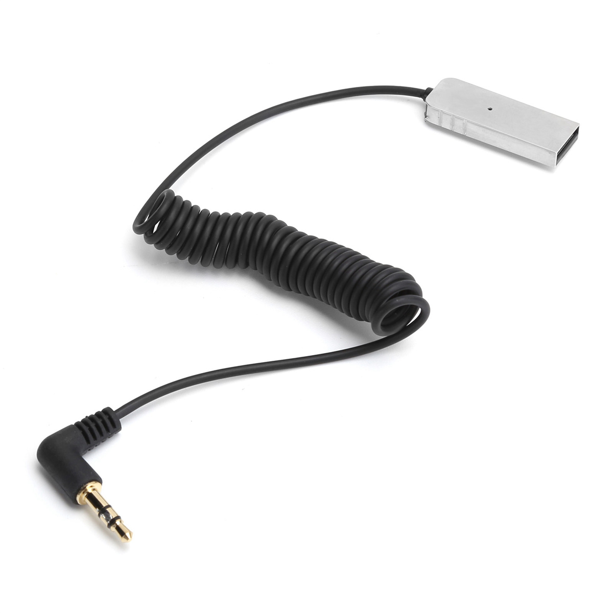 Ein schwarzes, gewendeltes Audiokabel mit 3,5-mm-Klinke und Metallanschluss auf Weiß.