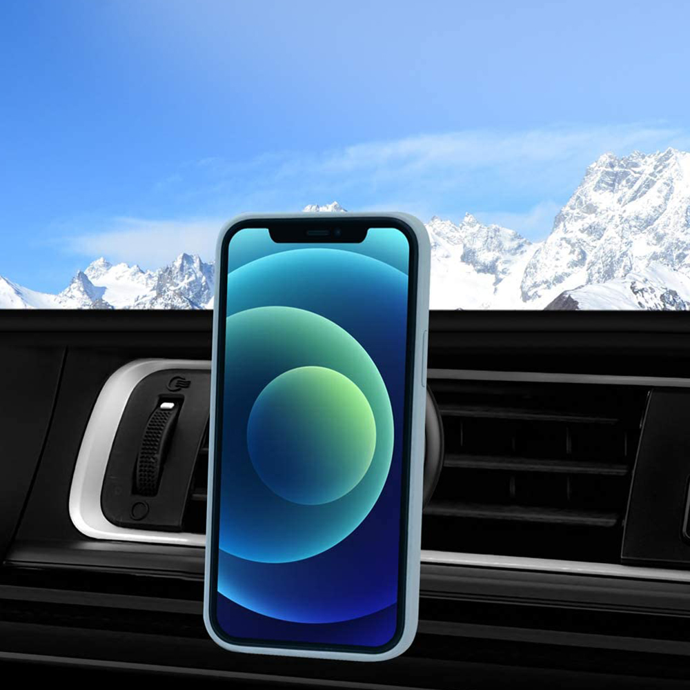 Ein Smartphone in einer Autohalterung, mit blauem und grünem Hintergrund.