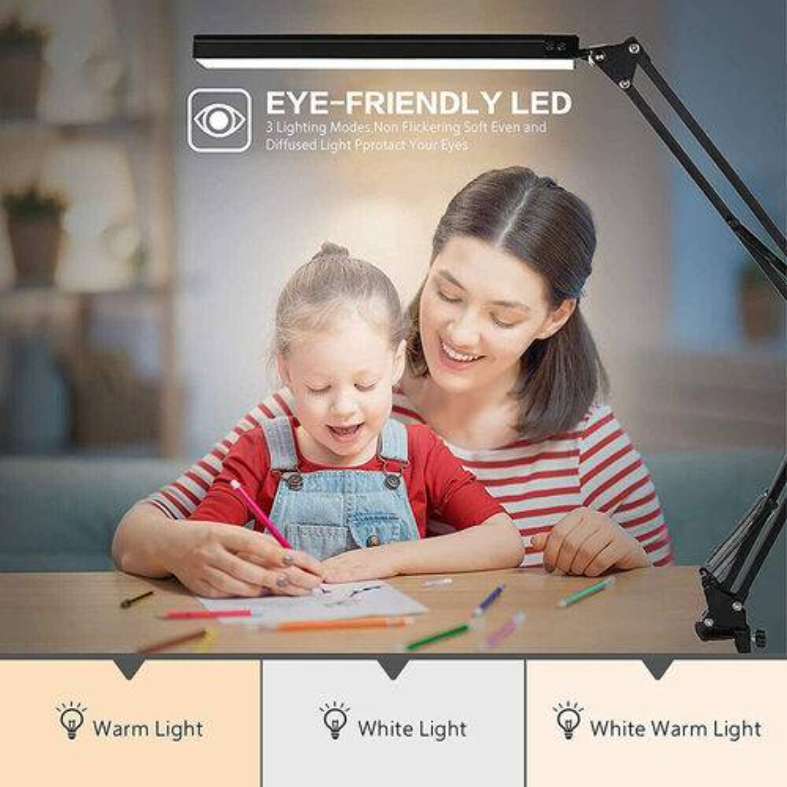 Mutter und Tochter zeichnen zusammen unter einer augenfreundlichen LED-Lampe. Buntstifte liegen auf dem Tisch.