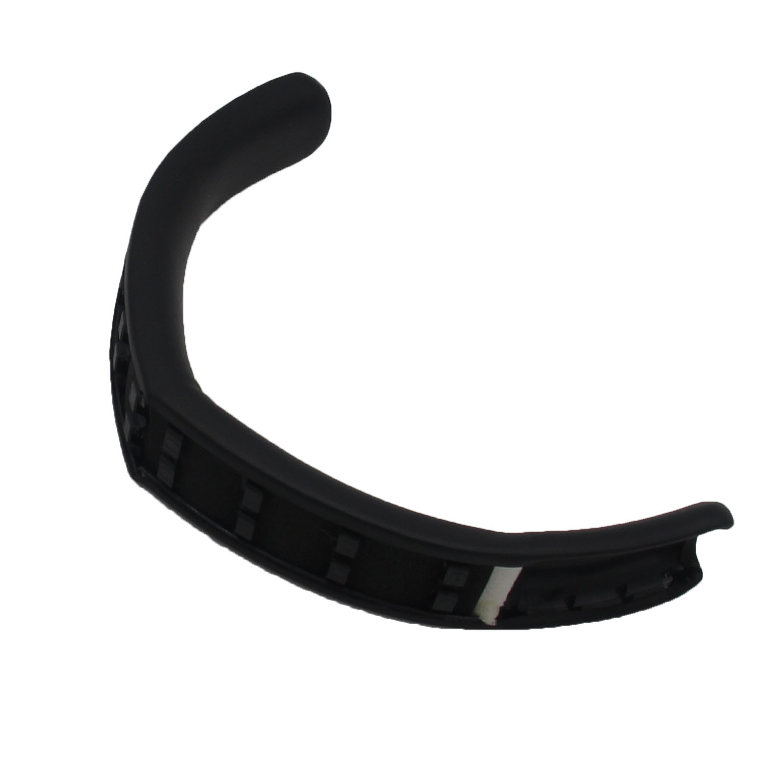 Zwart plastic component van een draagbare band op een witte achtergrond.