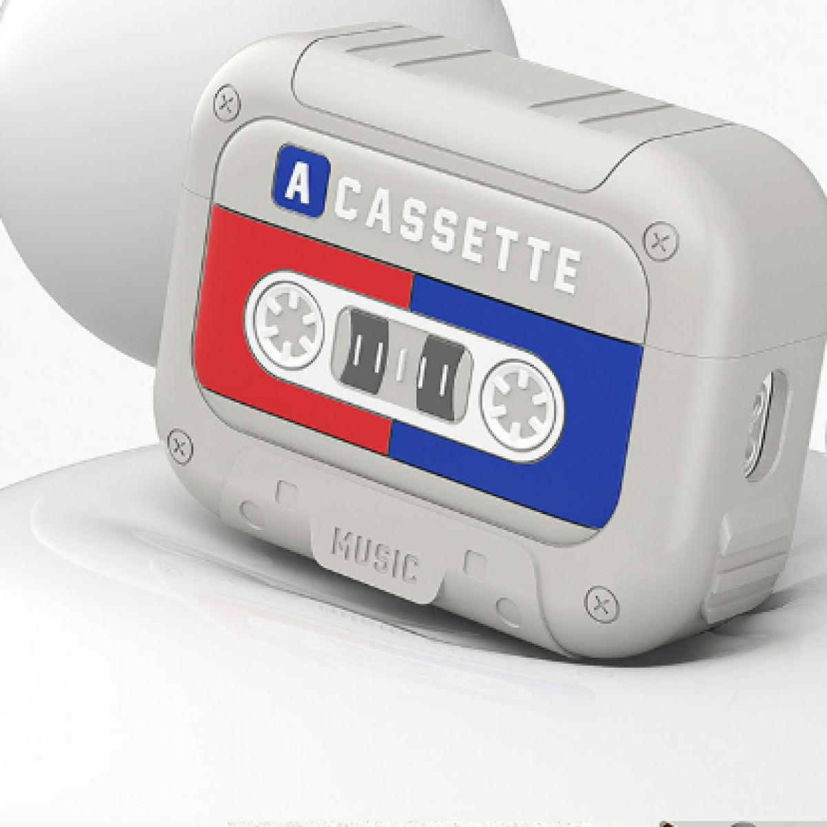 Funda blanca con diseño de cinta de cassette retro. Visibles las palabras "A CASSETTE MUSIC".