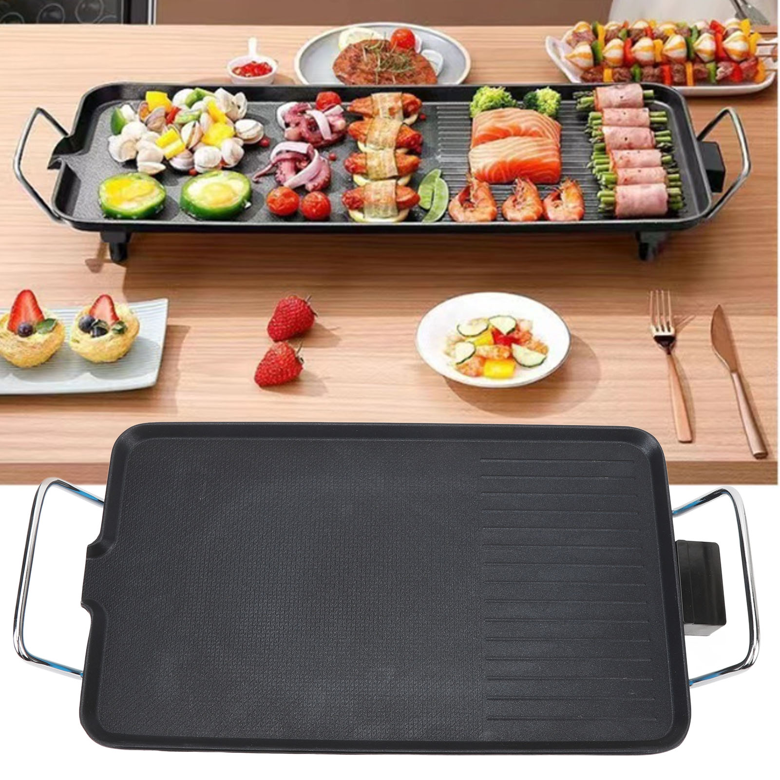 Ein Tisch mit gegrilltem Essen und einem Elektrogrill. Verschiedene Speisen sind auf Grill und Tellern angerichtet.