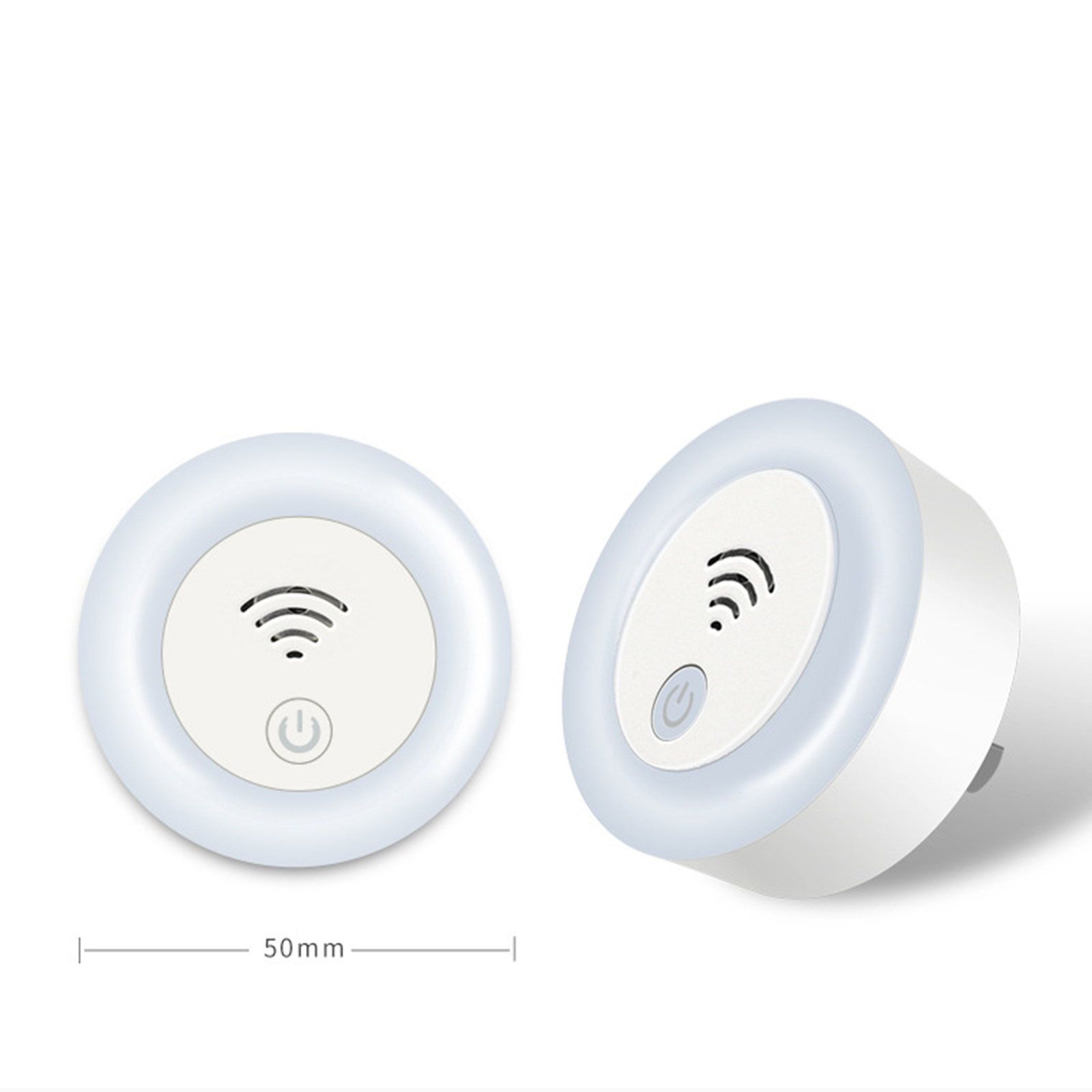Zwei weiße, kreisförmige Geräte mit einem WLAN-Symbol, eines mit Stecker.