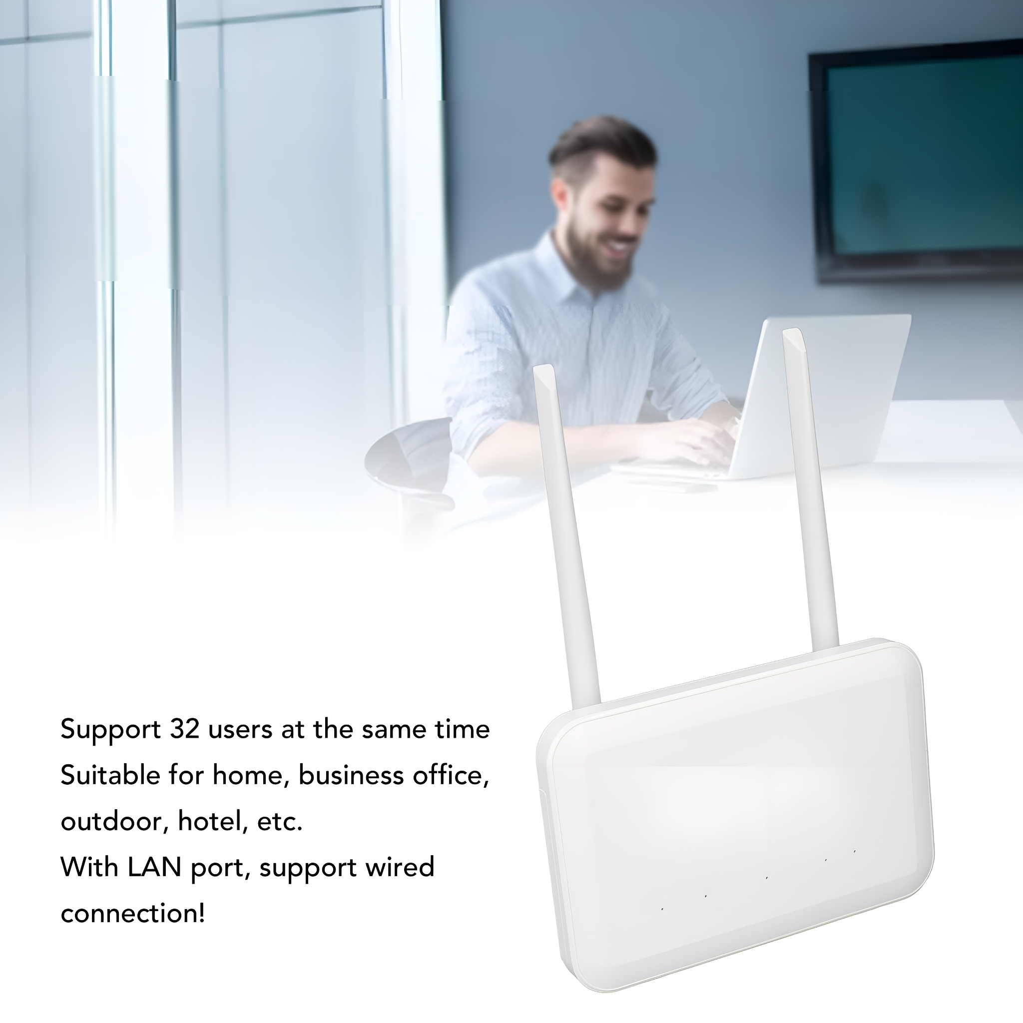 Weißer Router mit Antennen. Im Hintergrund arbeitet ein Mann an einem Laptop.