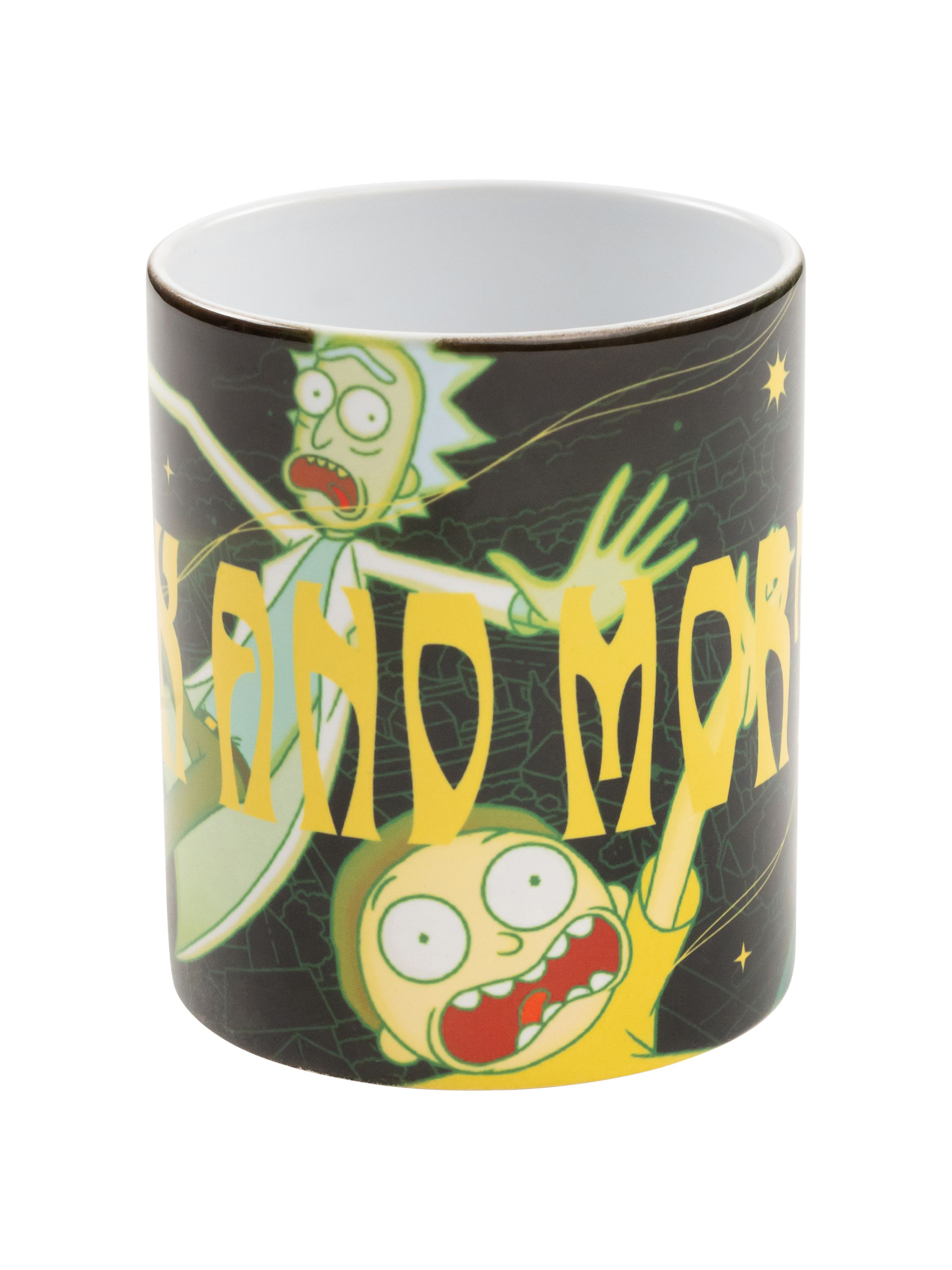 Tasse mit 'RICK AND MORTY'-Charakteren auf schwarzem Hintergrund mit Sternen und grünen Elementen.