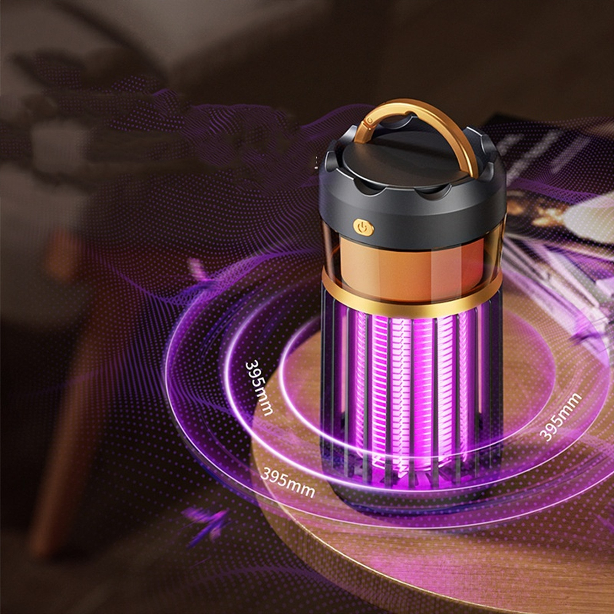 Moskitokiller-Lampe mit goldenem Griff.