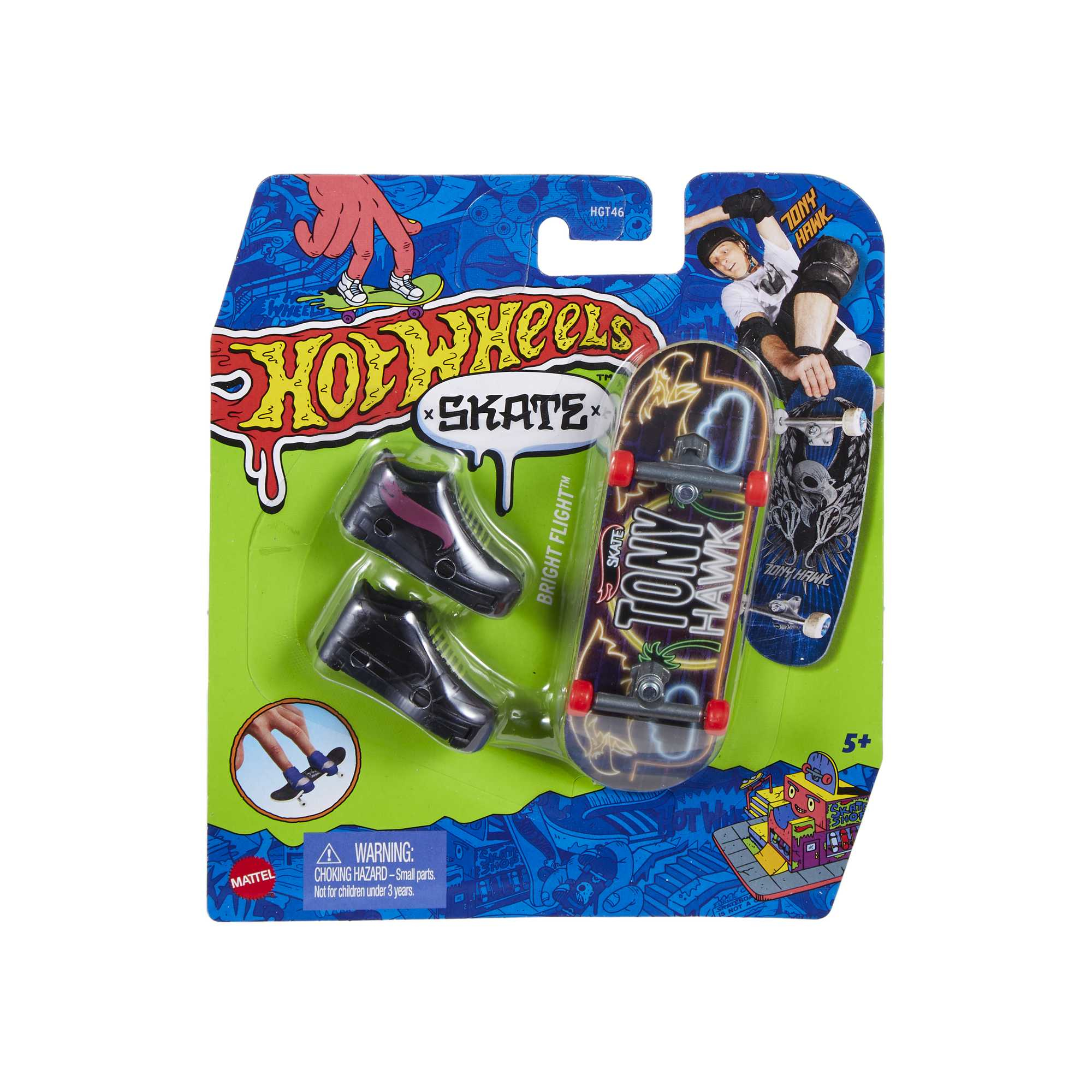 Zestaw zabawek Hot Wheels Skate. Opakowanie zawiera czarne buty do jazdy na deskorolce i deskorolkę marki Tony Hawk.