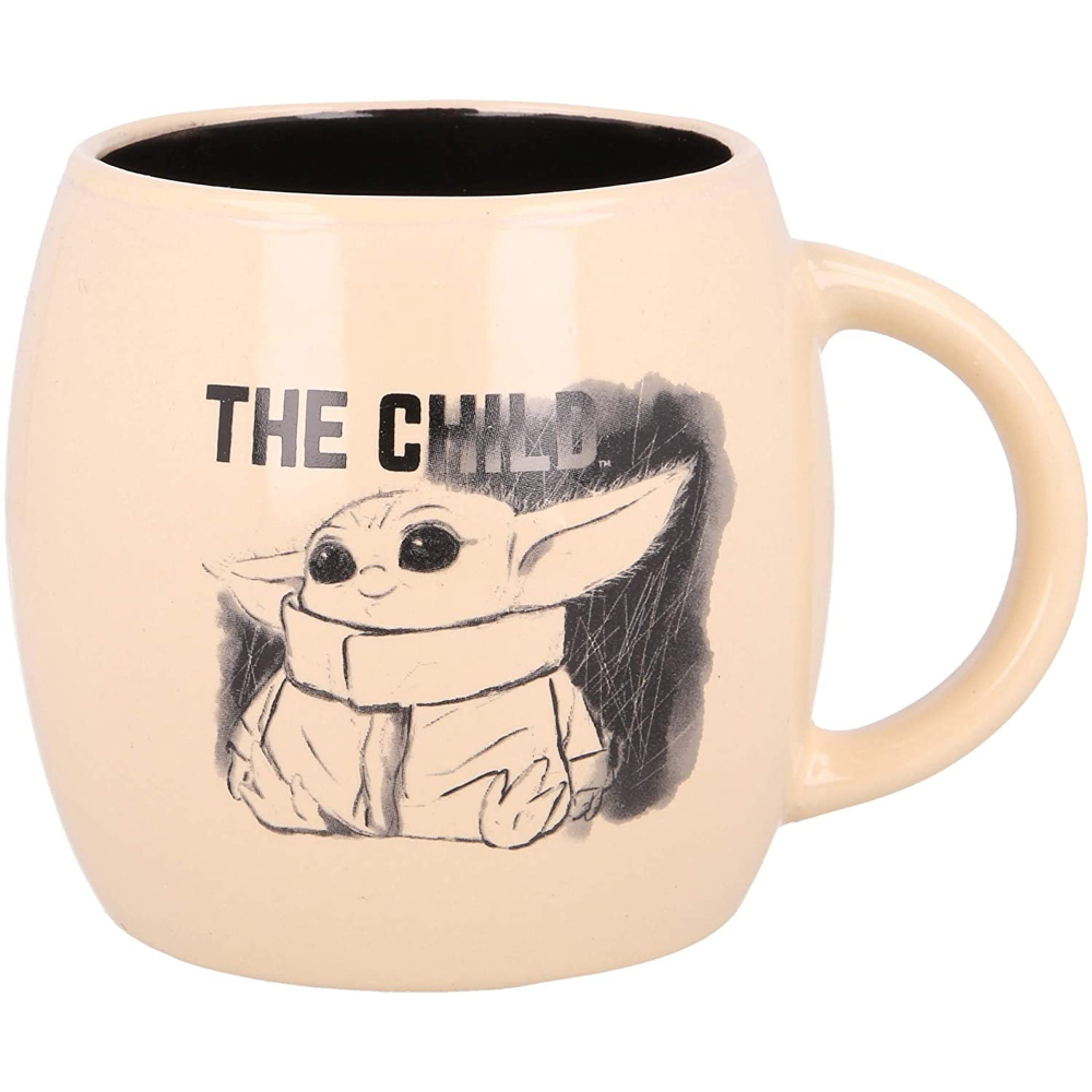 Taza de The Child (Baby Yoda). Tiene una ilustración del personaje y las palabras 'The Child'.