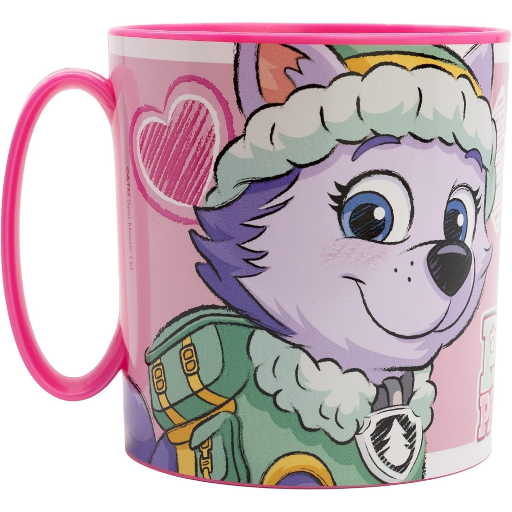 Eine rosa Tasse mit der Figur Everest von Paw Patrol. Der Becher hat einen rosa Griff.