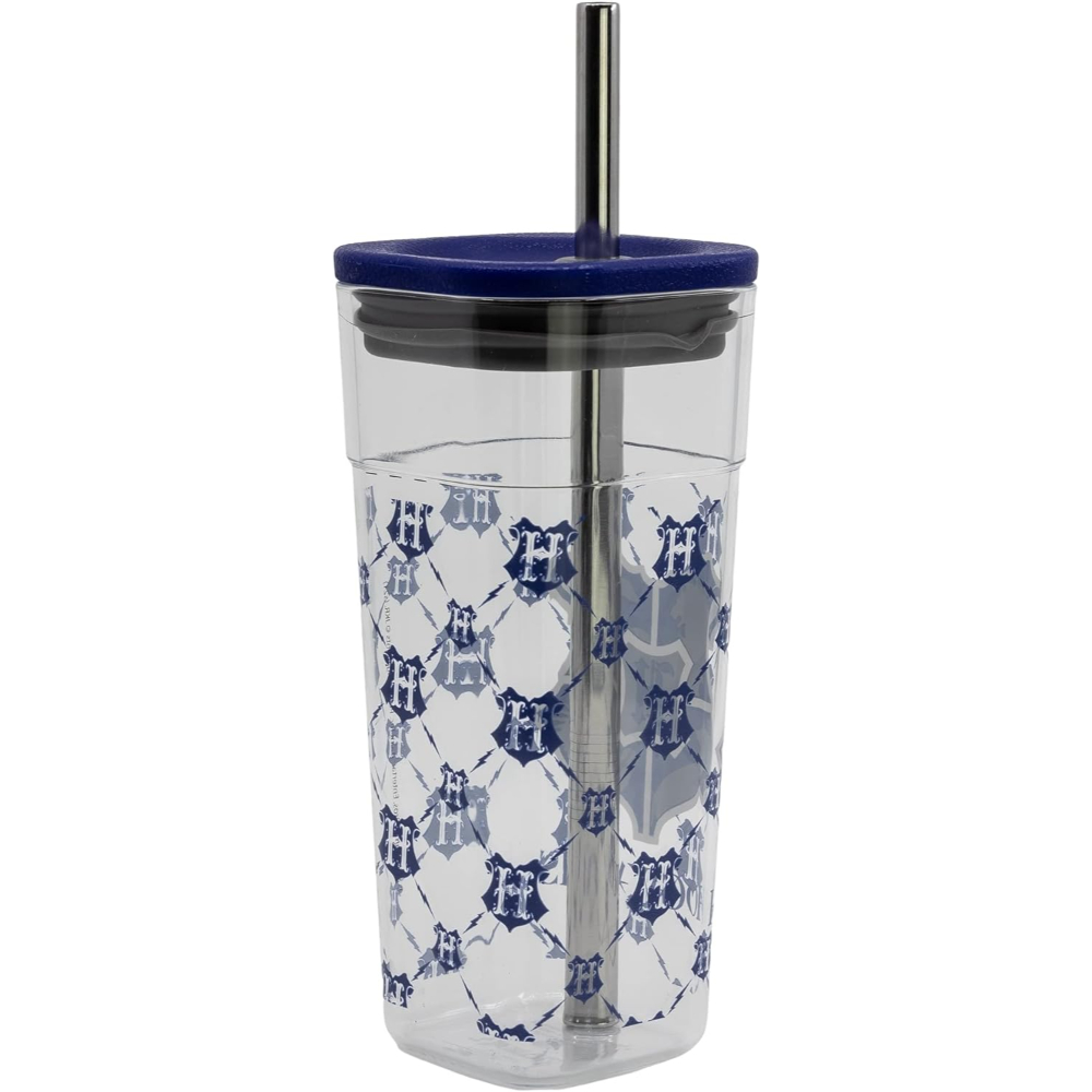 Vaso de plástico transparente con logo de Harry Potter, tapa azul y pajita metálica.