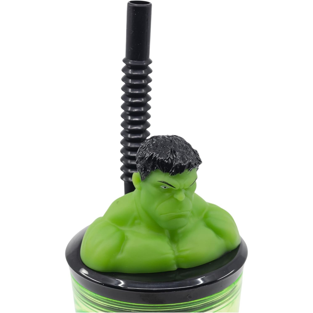 Vaso de Hulk con figura verde de Hulk. Pajita negra. Diseño verde y negro en la taza.