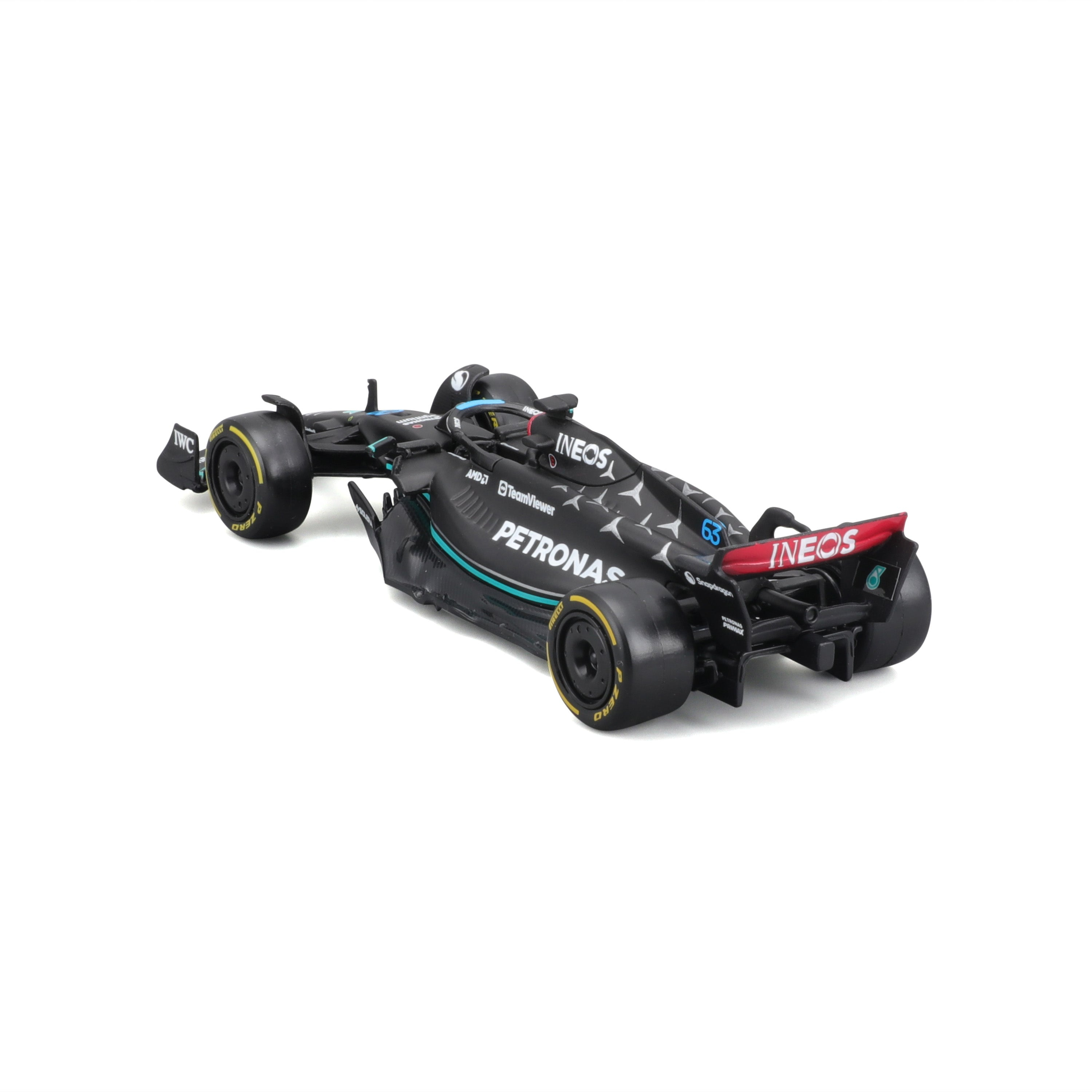 Schwarz-graues Formel-1-Auto isoliert auf weißem Hintergrund, mit Sponsorlogos sichtbar.