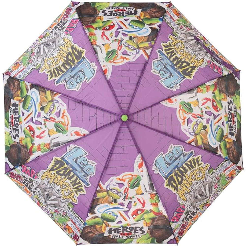 Paraguas de las Tortugas Ninja, interior morado, gráficos y texto de tortugas, mango verde.