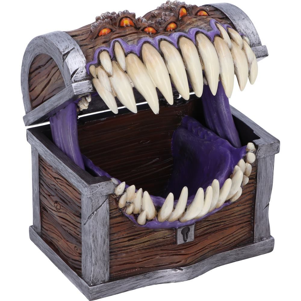 Mimic kist. Houten kist met grote tanden en meerdere ogen. Paars interieur. Zilveren accenten.