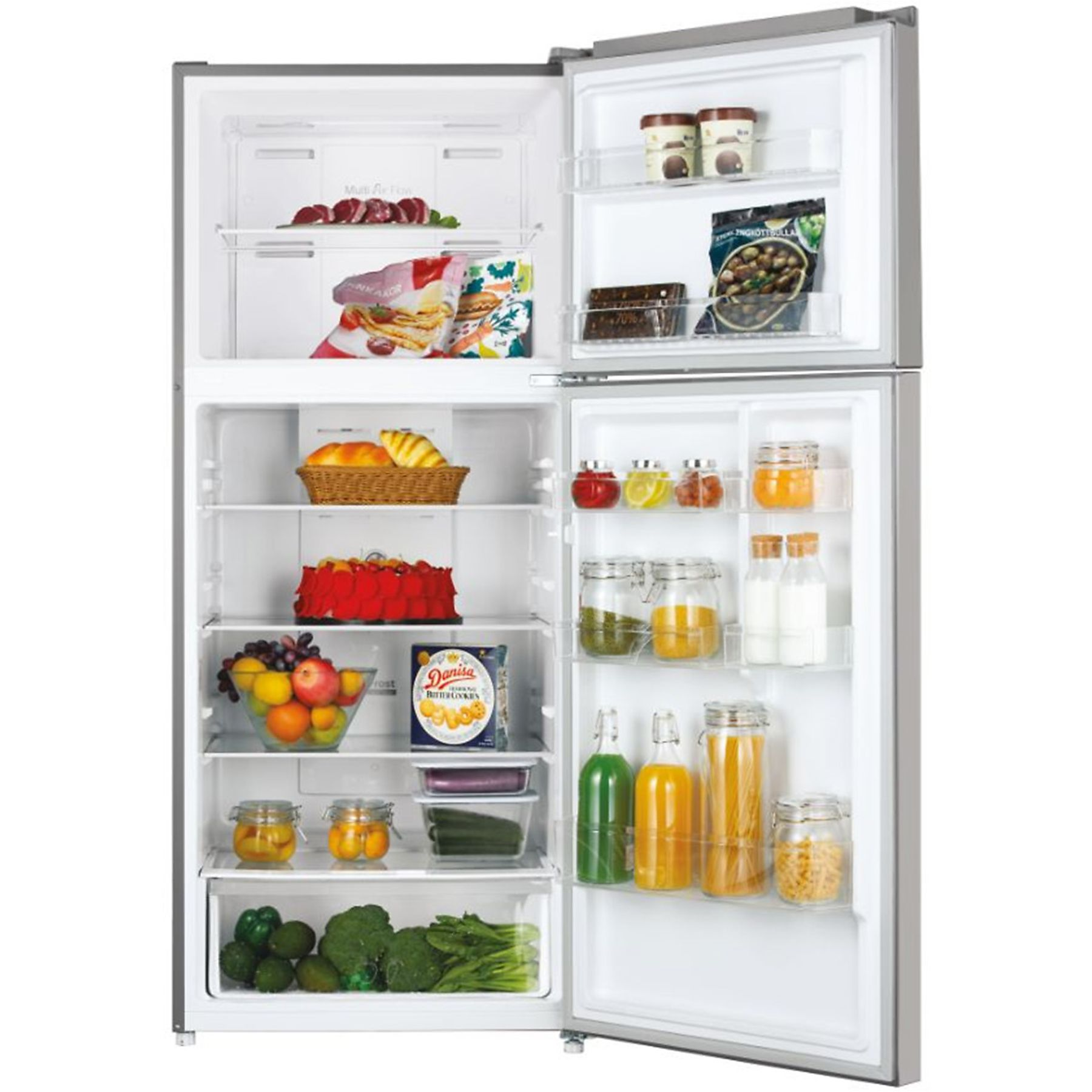 Frigorifero aperto con contenuto: cibi, frutta e barattoli.