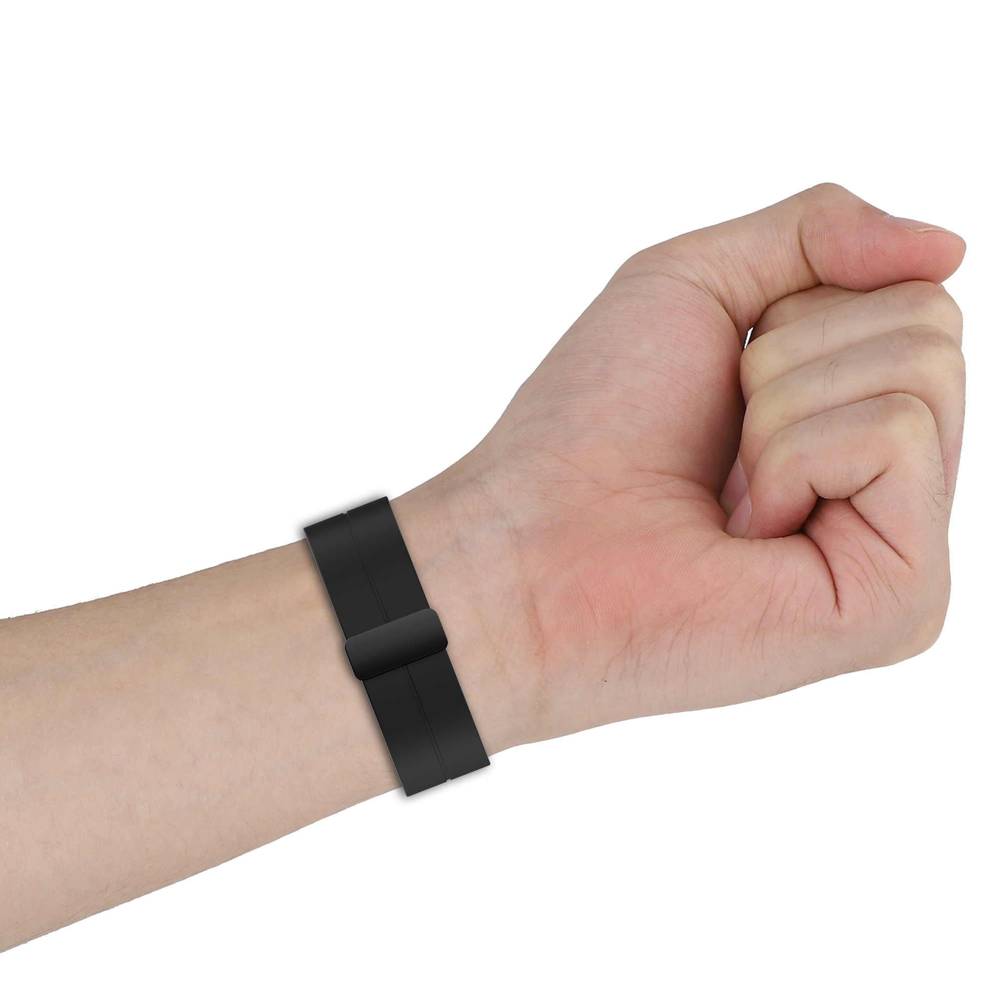 Eine Hand, die ein schwarzes Uhrenarmband trägt.