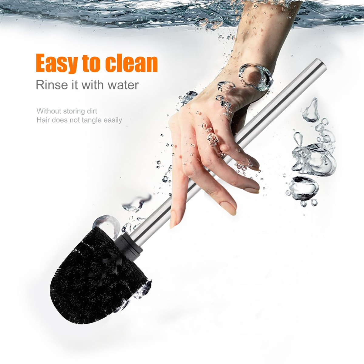 Eine Toilettenbürste unter Wasser mit Blasen und einer Hand, die sie hält. Text: 'Leicht zu reinigen. Mit Wasser abspülen.'