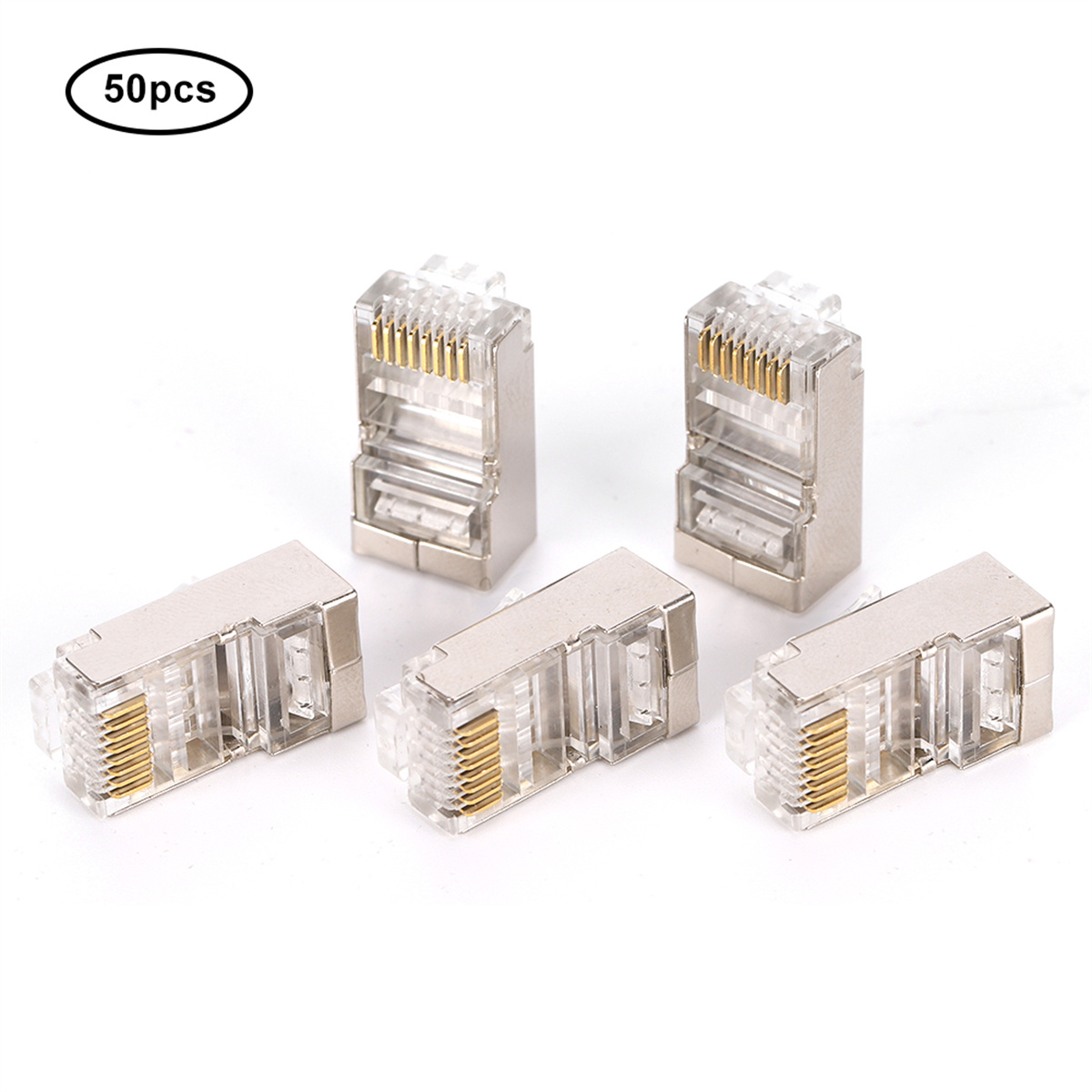 Fünf RJ45-Steckverbinder mit transparenten Kunststoffgehäusen und goldfarbenen Stiften auf weißem Untergrund, mit 50 Stück-Etikett.