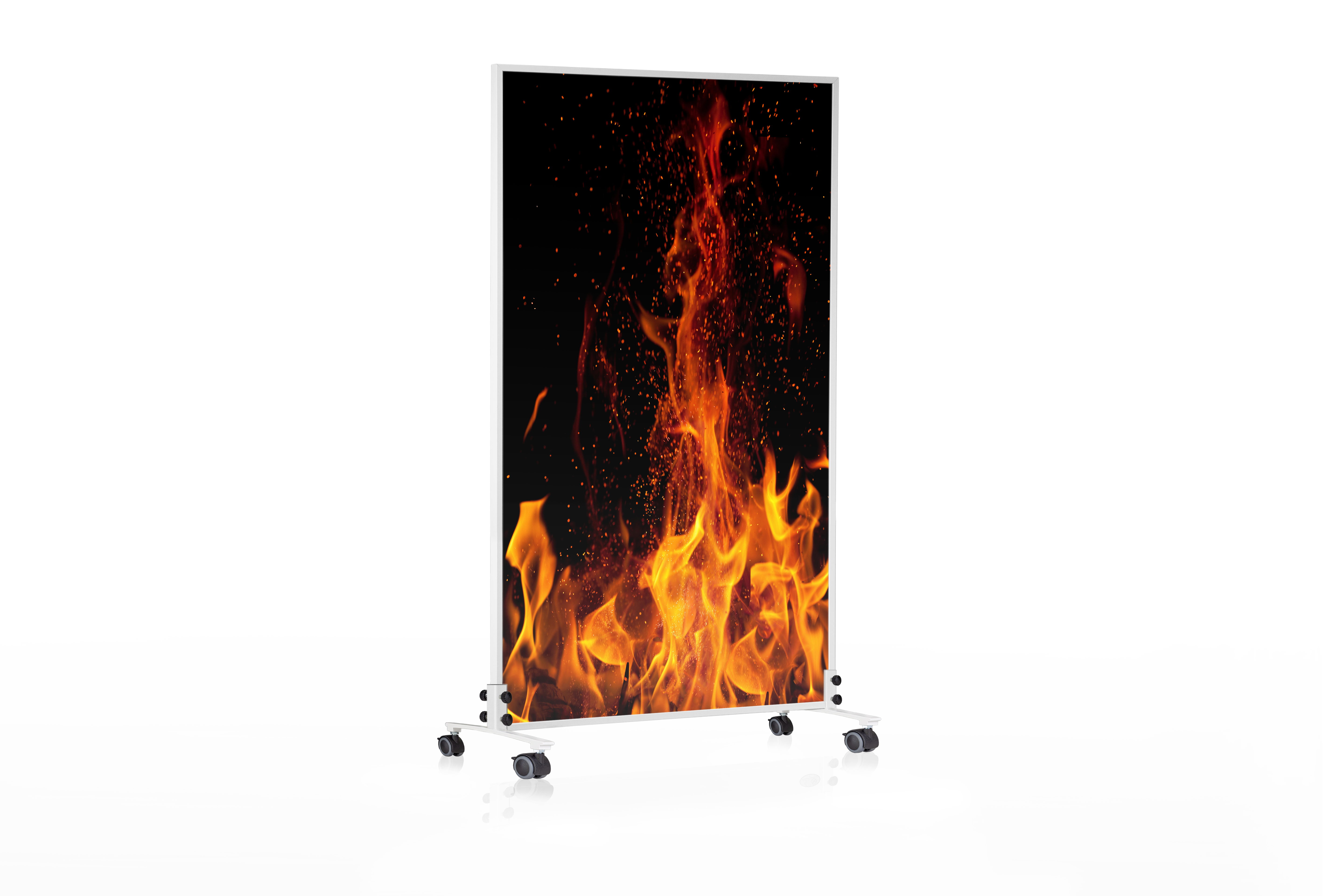 Ein dekorativer Bildschirm mit Feuerbild darauf.