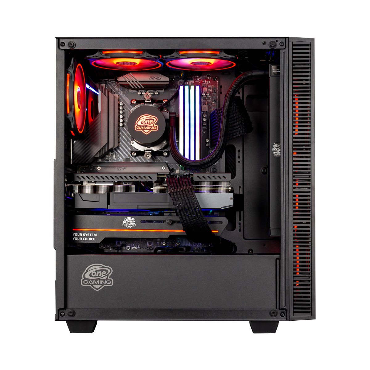 Im Computergehäuse: Lüfter, Motherboard und Komponenten. One Gaming Logo sichtbar. Schwarz und orange.