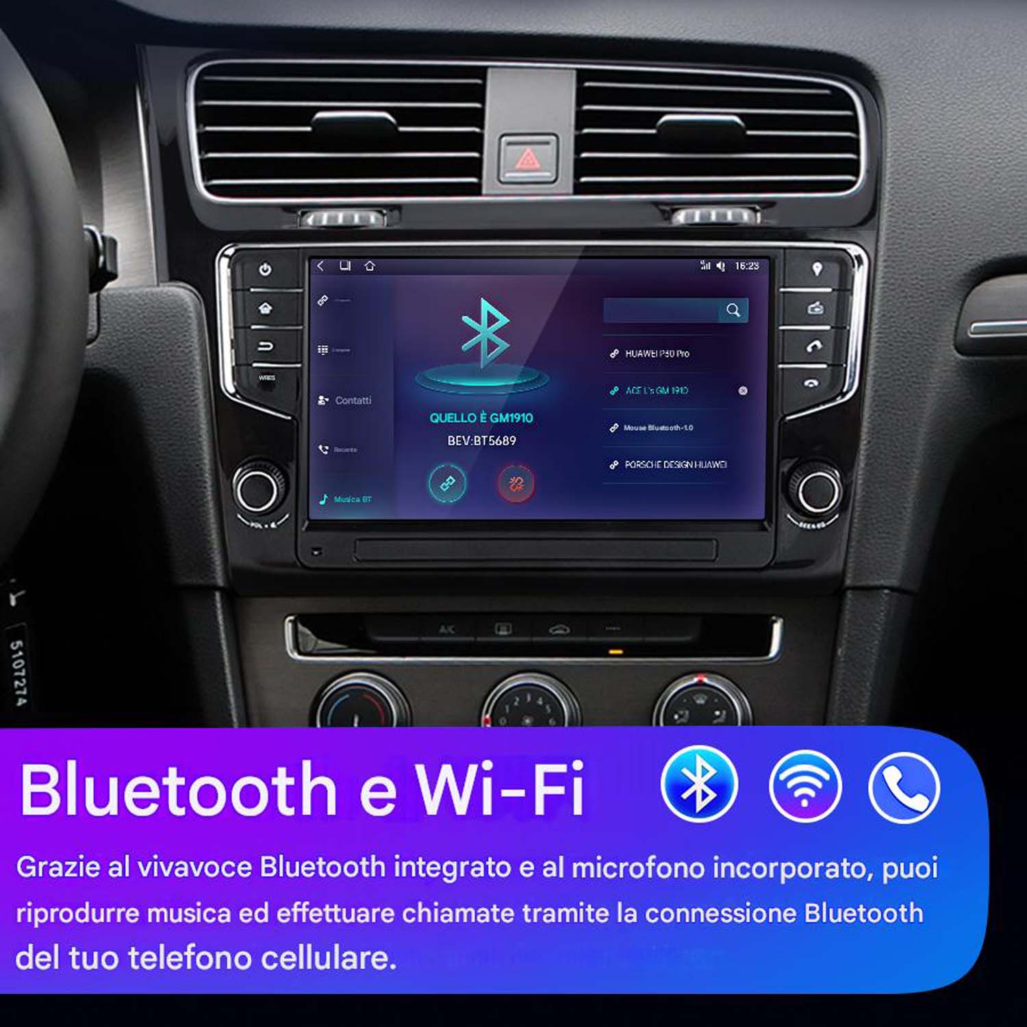 Cruscotto auto con schermo impostazioni Bluetooth. Lo schermo mostra un'icona Bluetooth blu.