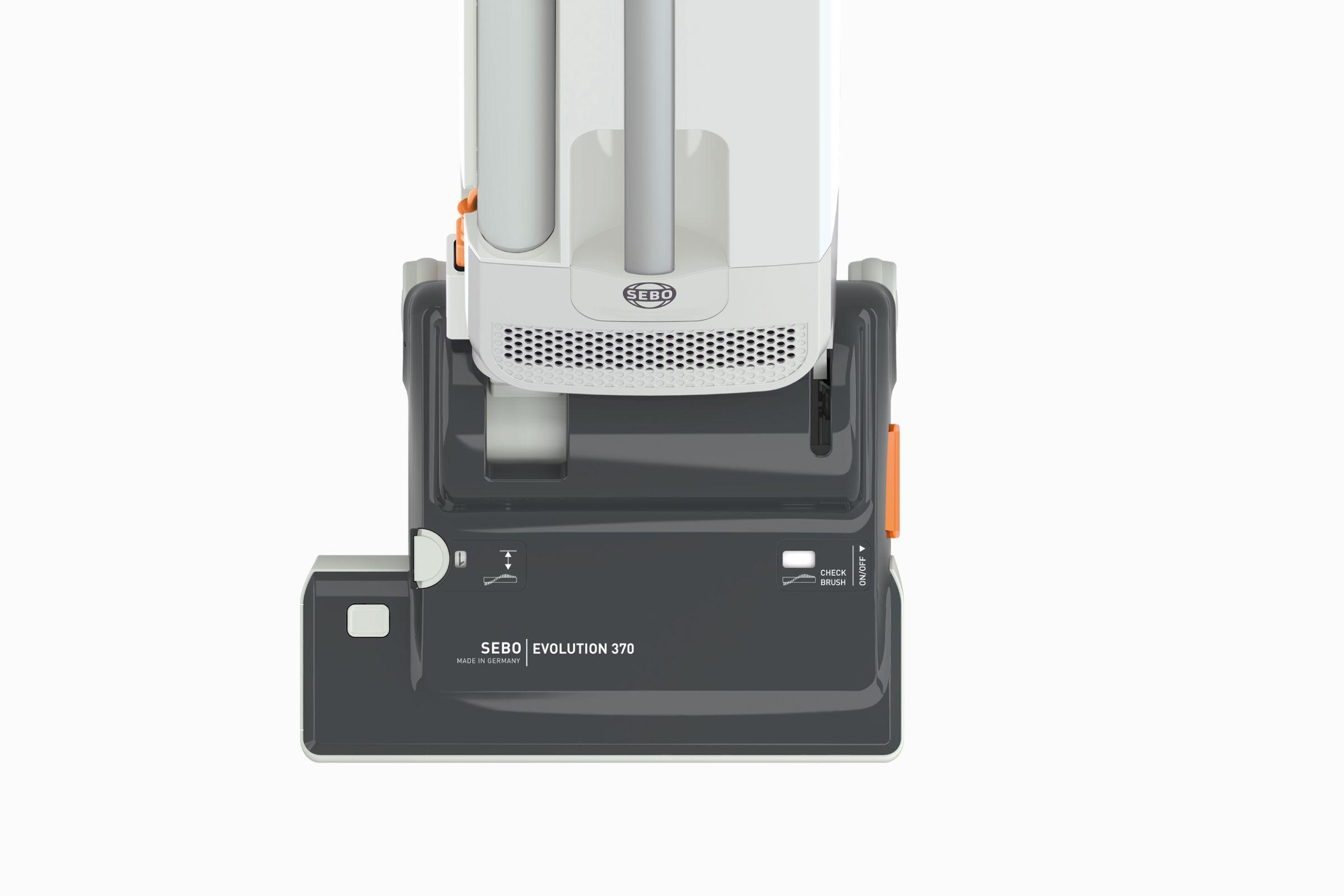 Staubsaugerbasis mit dunkelgrauem und orangefarbenem Design. Der Text lautet Sebo Evolution 370.