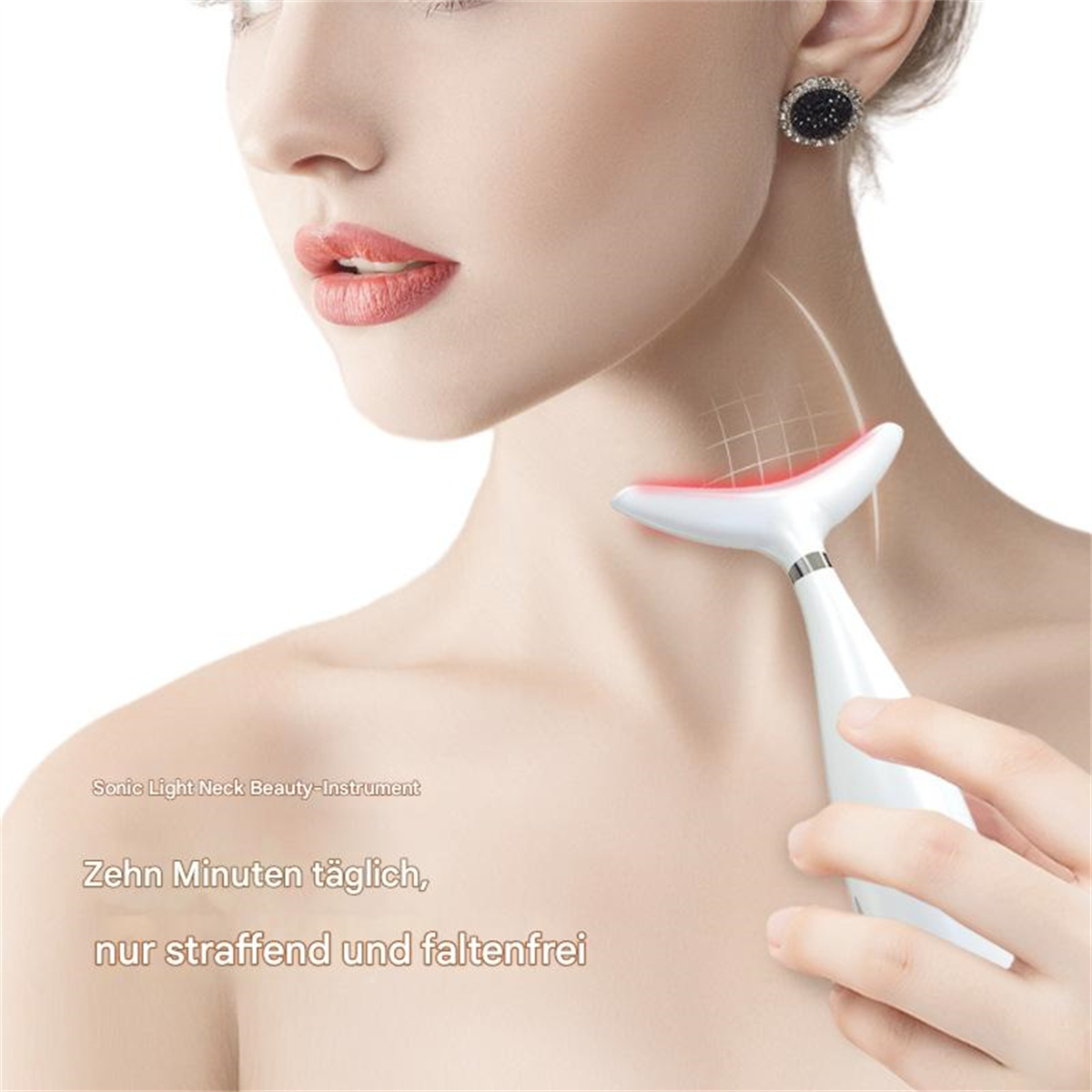 Frau benutzt Nacken-Beauty-Gerät. Text: Sonic Light Neck Beauty Instrument.