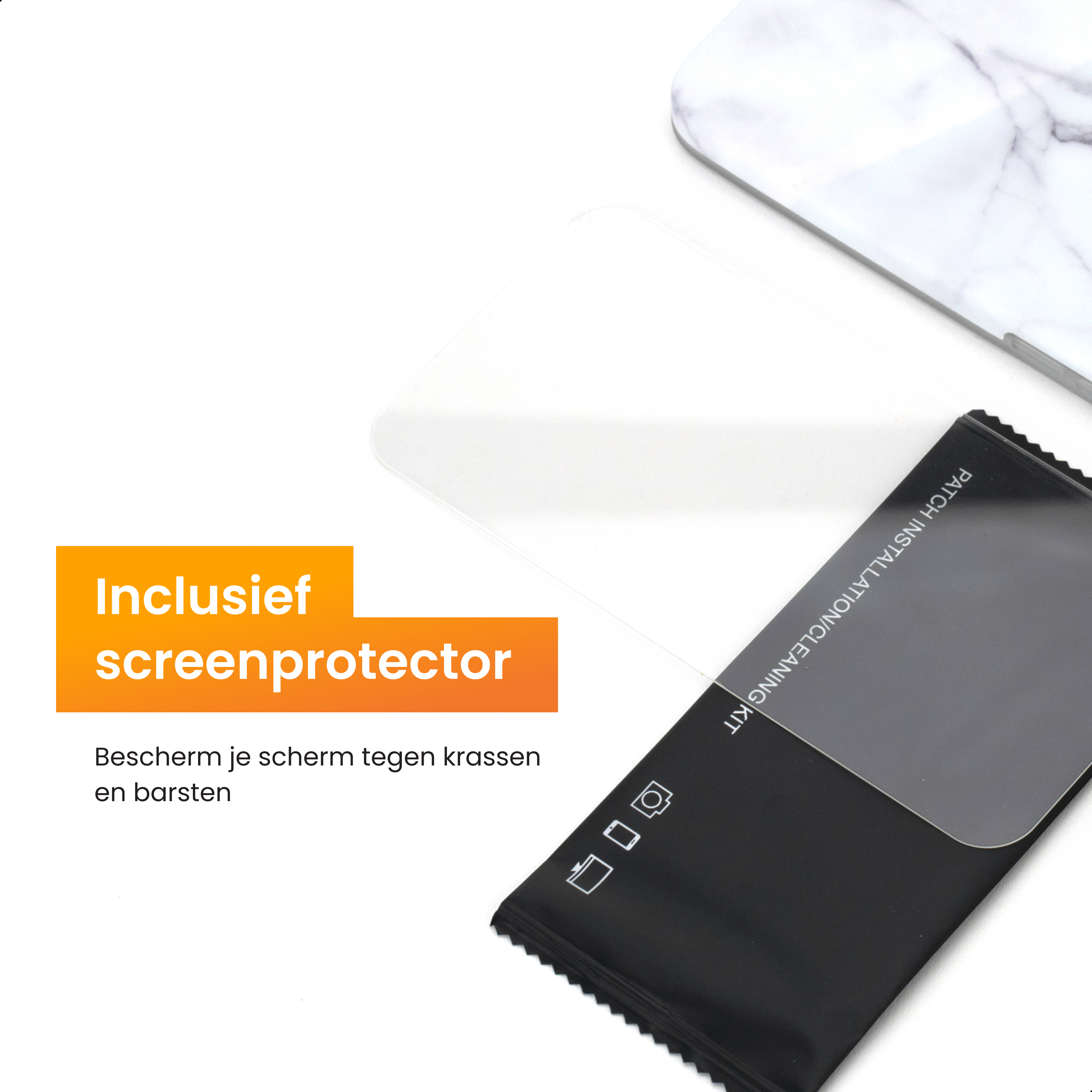 A screen protector and a cleaning kit on a surface, with text in Dutch.