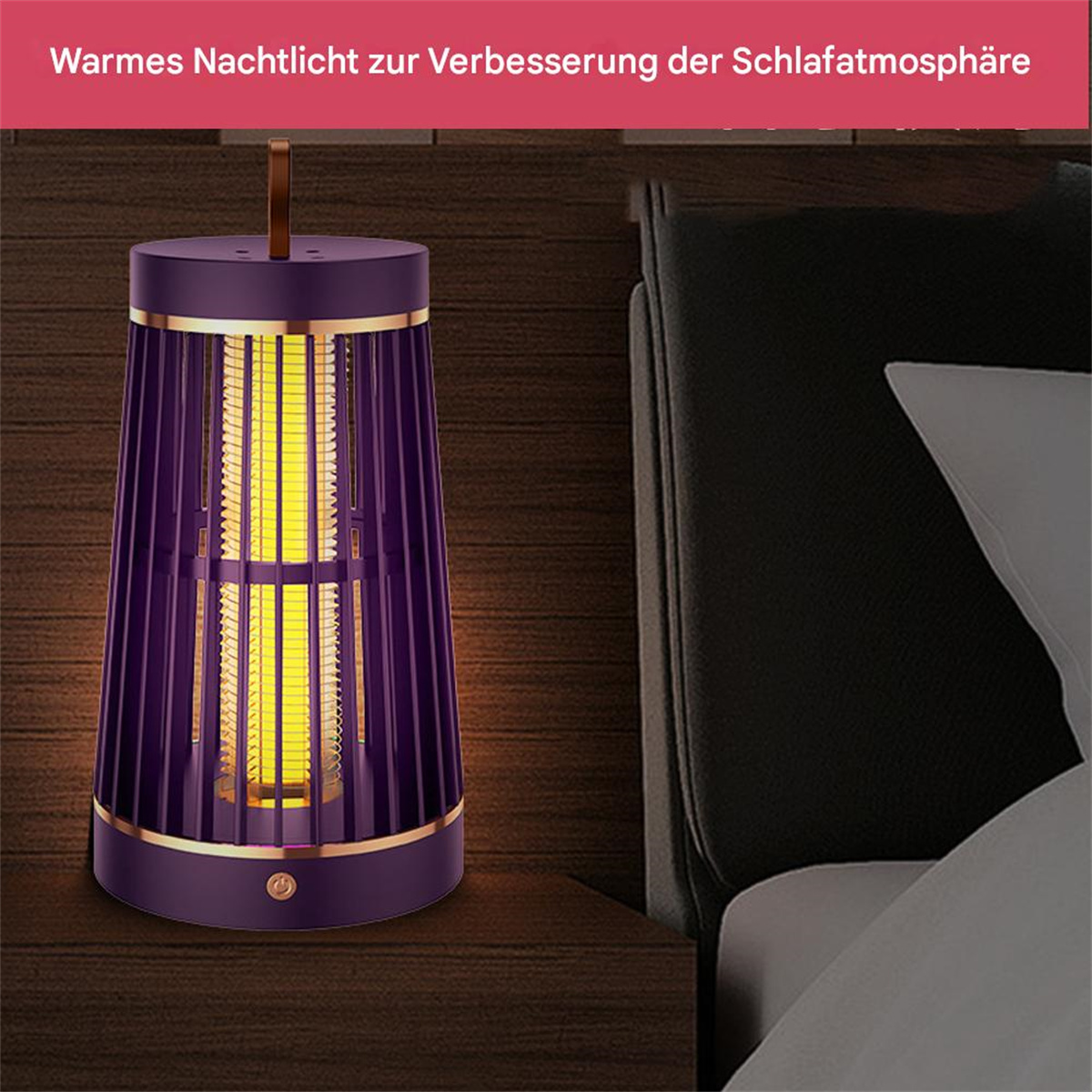 Lila Nachtlicht mit warmem Schein, auf einem Nachttisch. Licht von innen. Dunkler Raum.