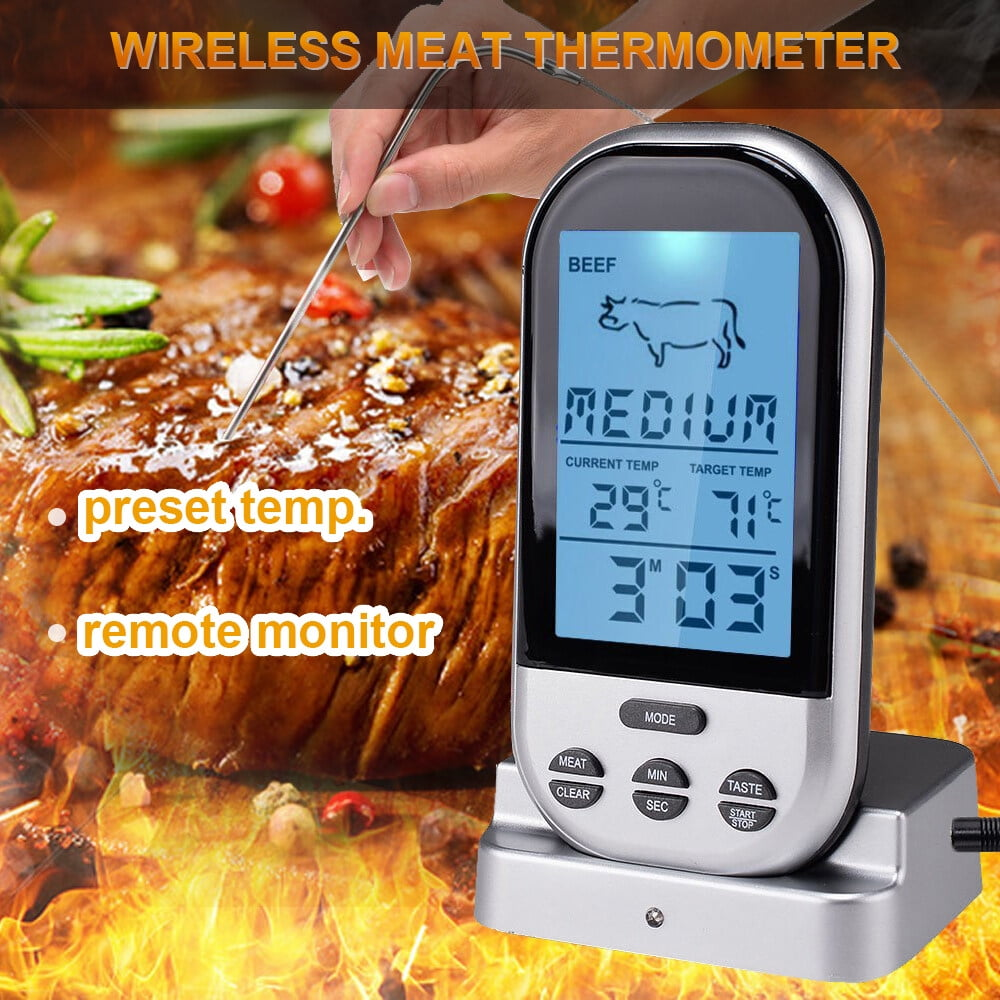 Ein kabelloses Fleischthermometer mit einer Sonde in einem Steak, zeigt Messwerte an.