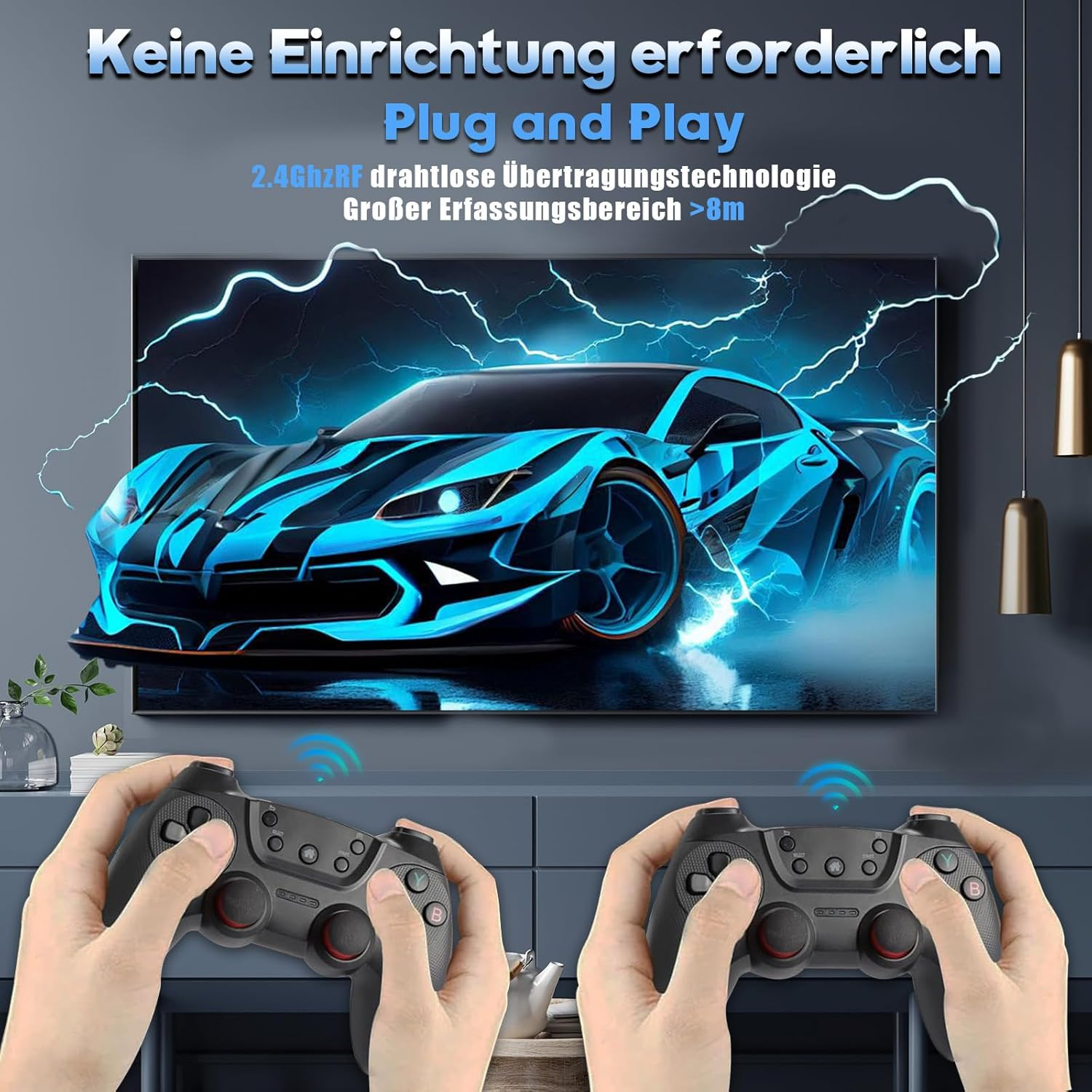 Zwei Personen halten Gamecontroller vor einem Fernseher mit einem Auto.